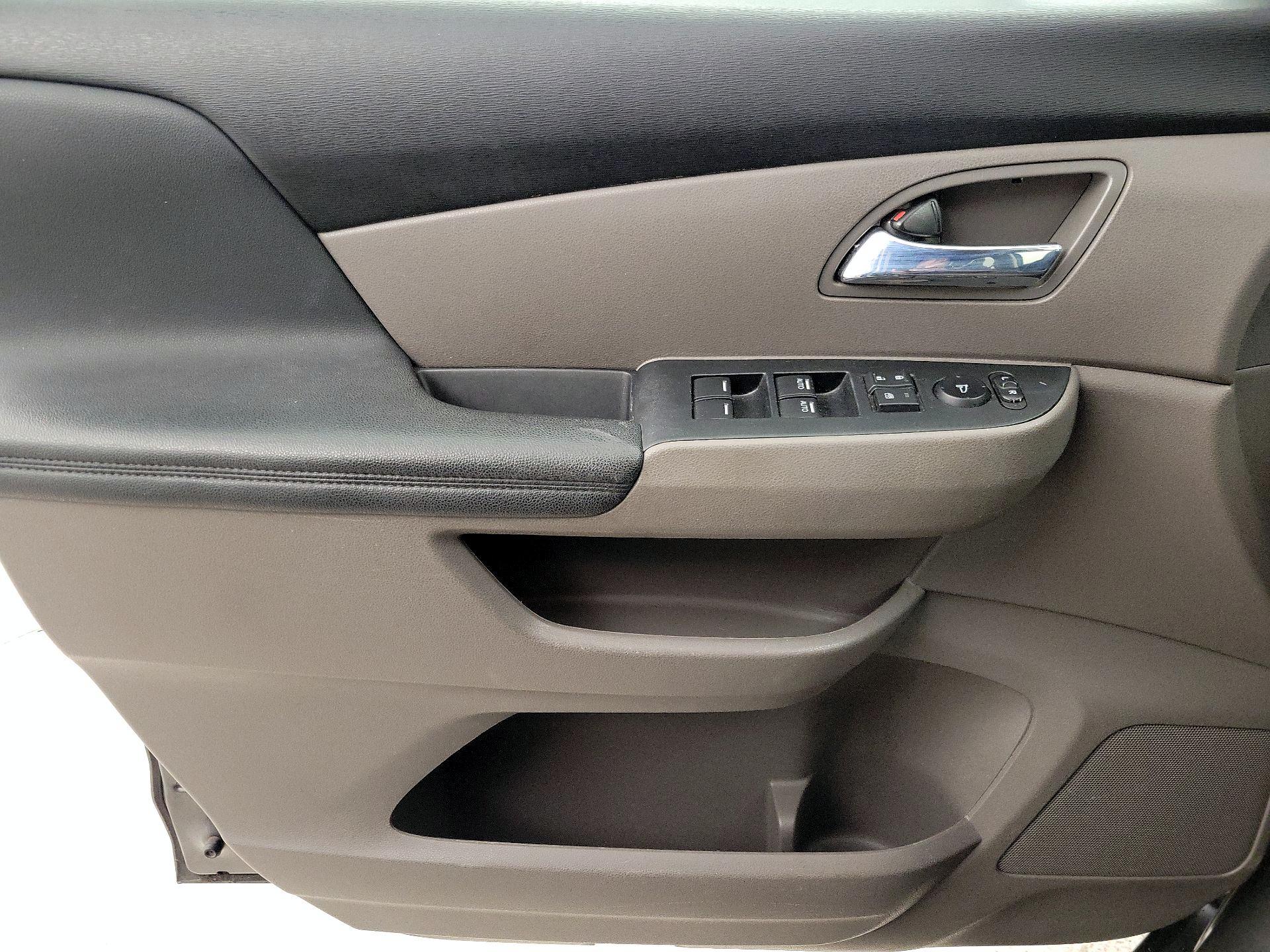Thumbnail: 2014 Honda Odyssey - 12