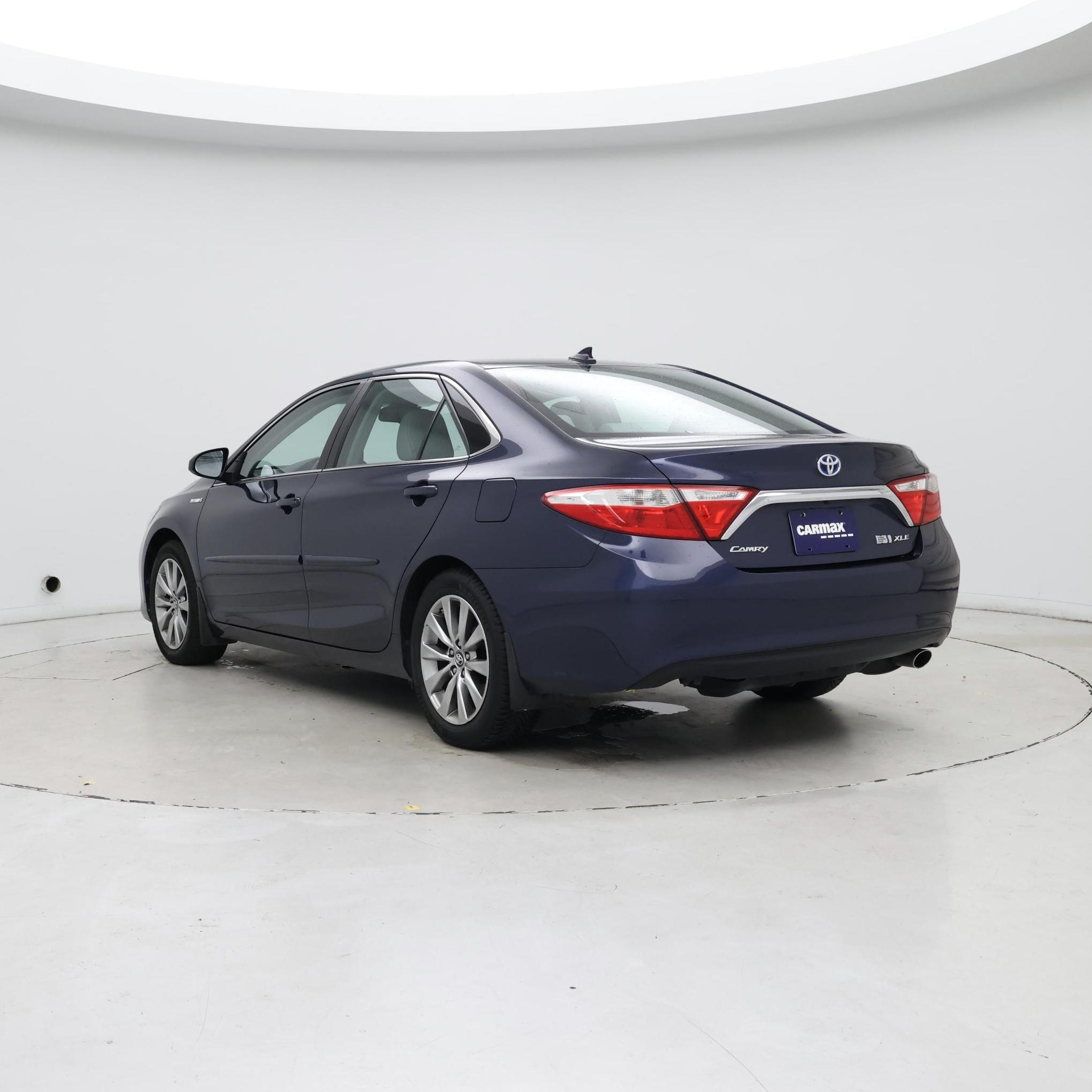 Thumbnail: 2017 Toyota Camry - 2