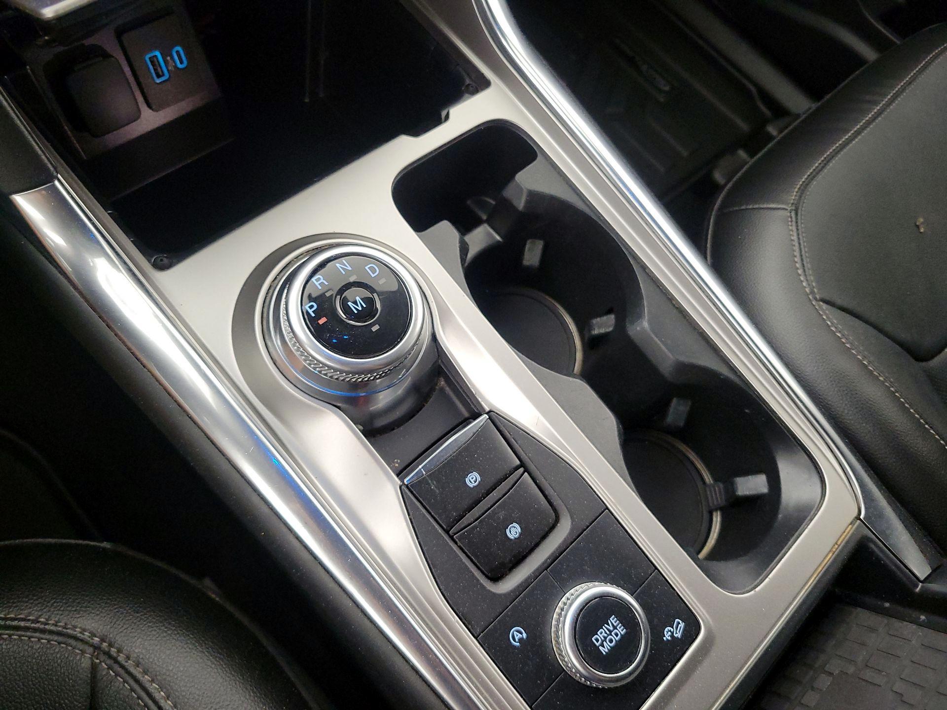 Thumbnail: 2020 Ford Explorer - 18