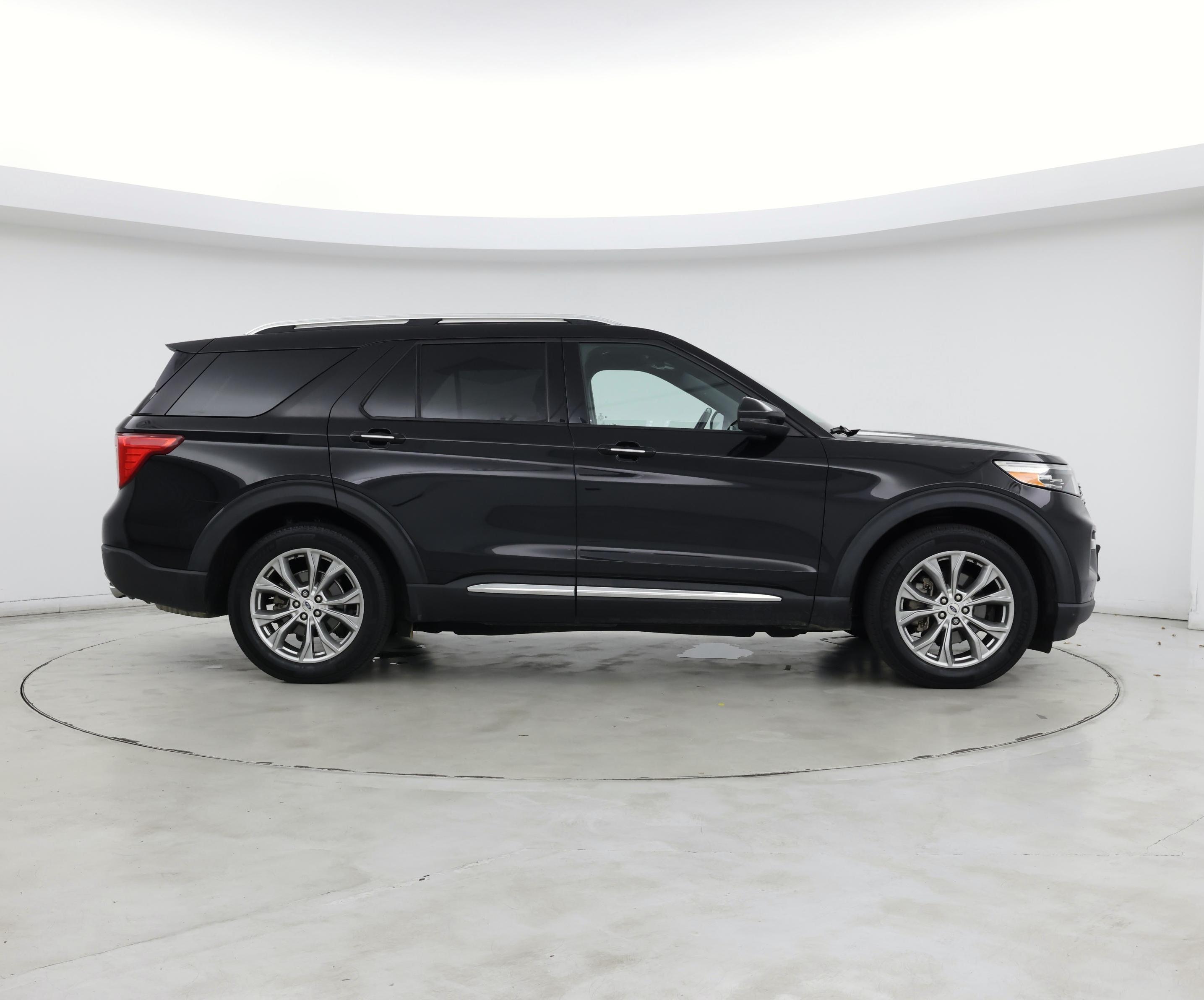 Thumbnail: 2020 Ford Explorer - 7