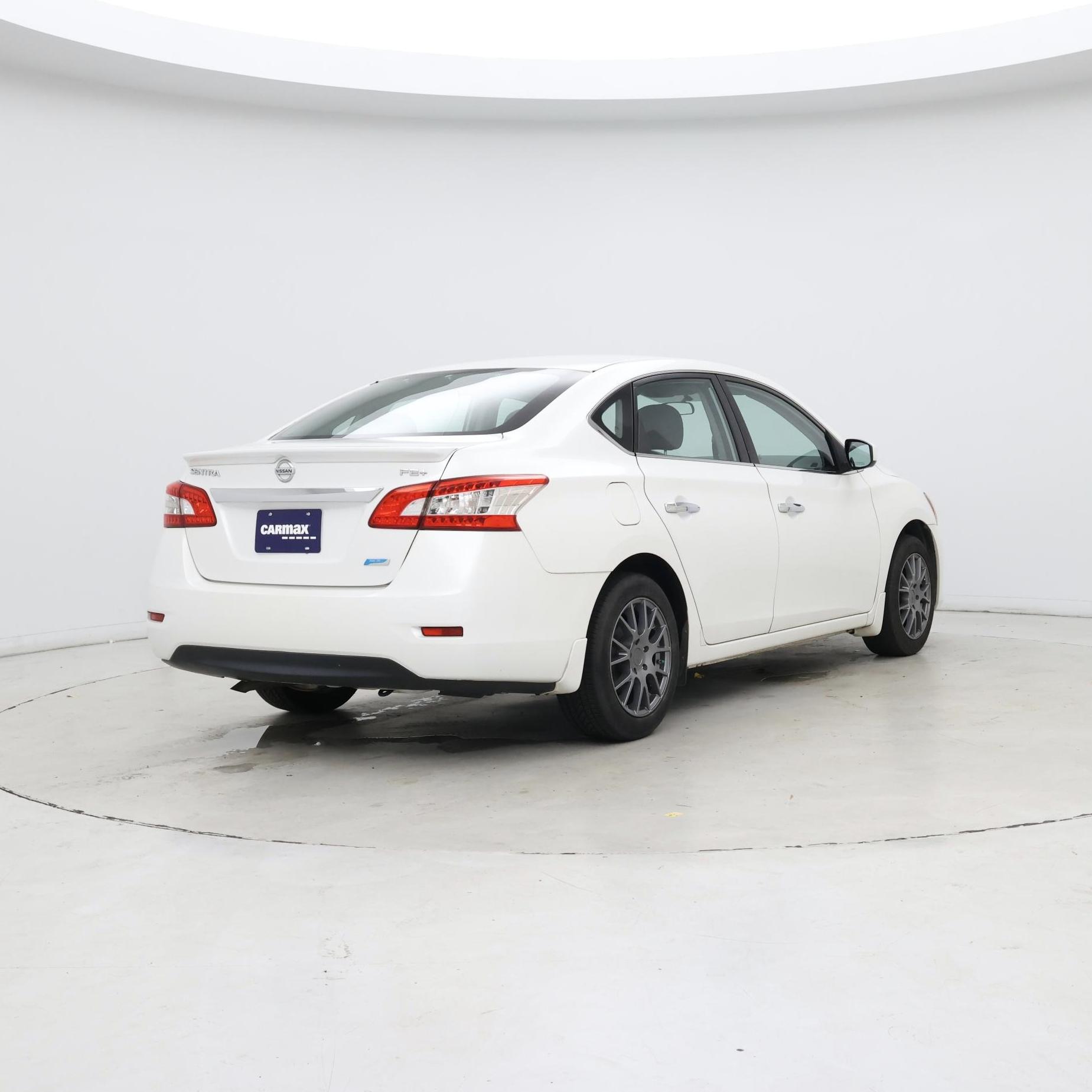 Thumbnail: 2013 Nissan Sentra - 8