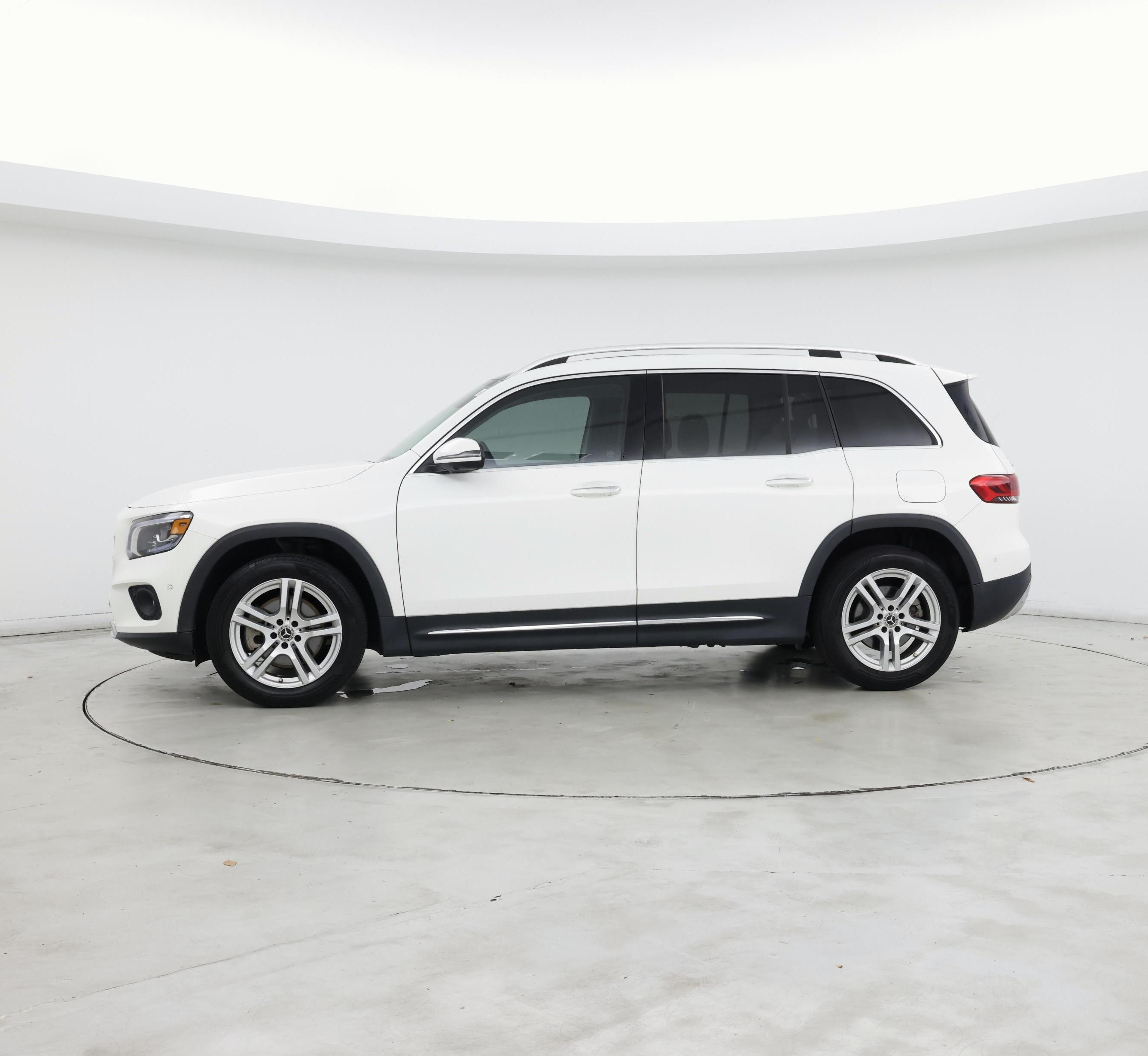 Thumbnail: 2020 Mercedes-Benz GLB - 3