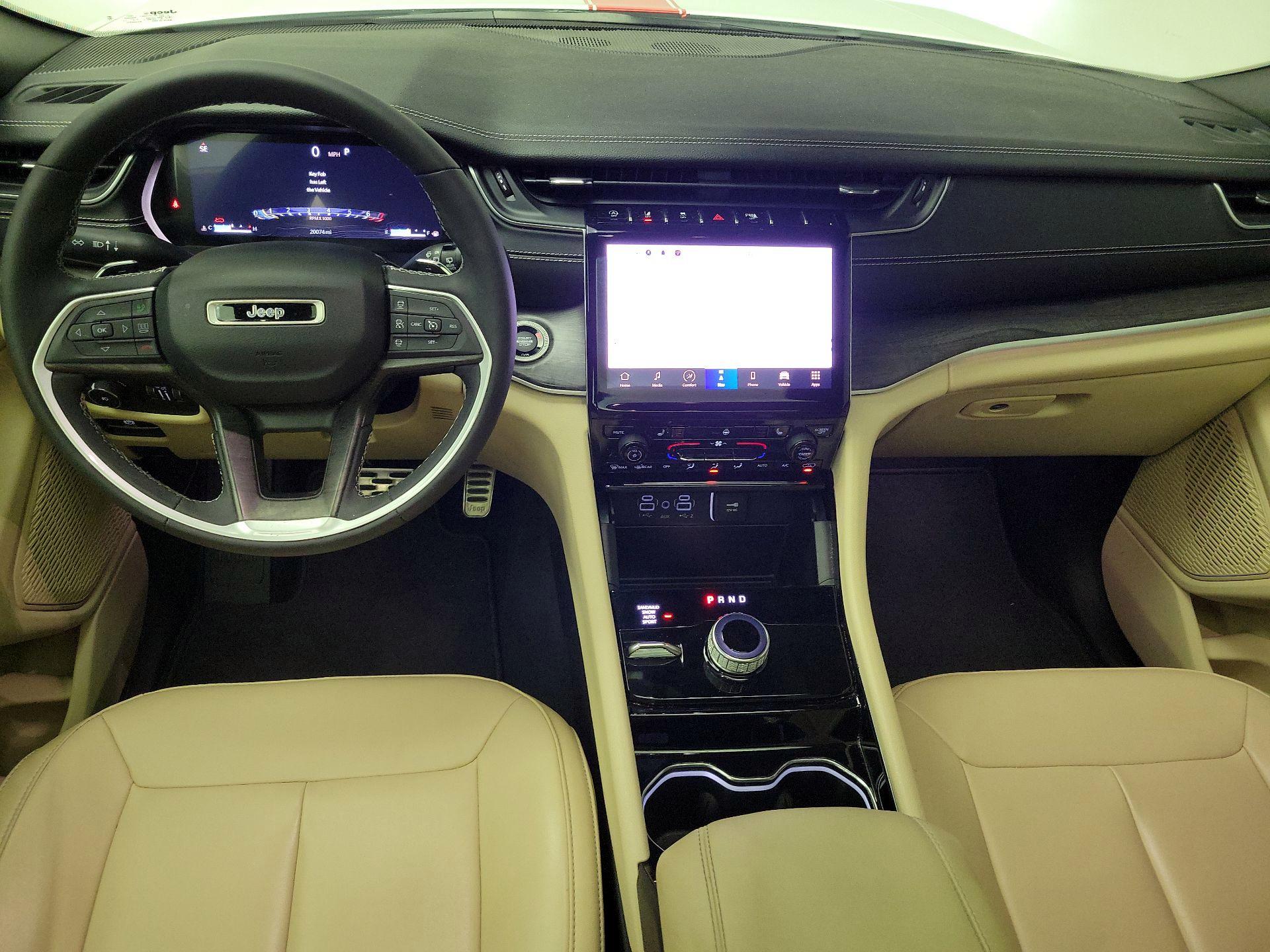 Thumbnail: 2023 Jeep Grand Cherokee L - 9