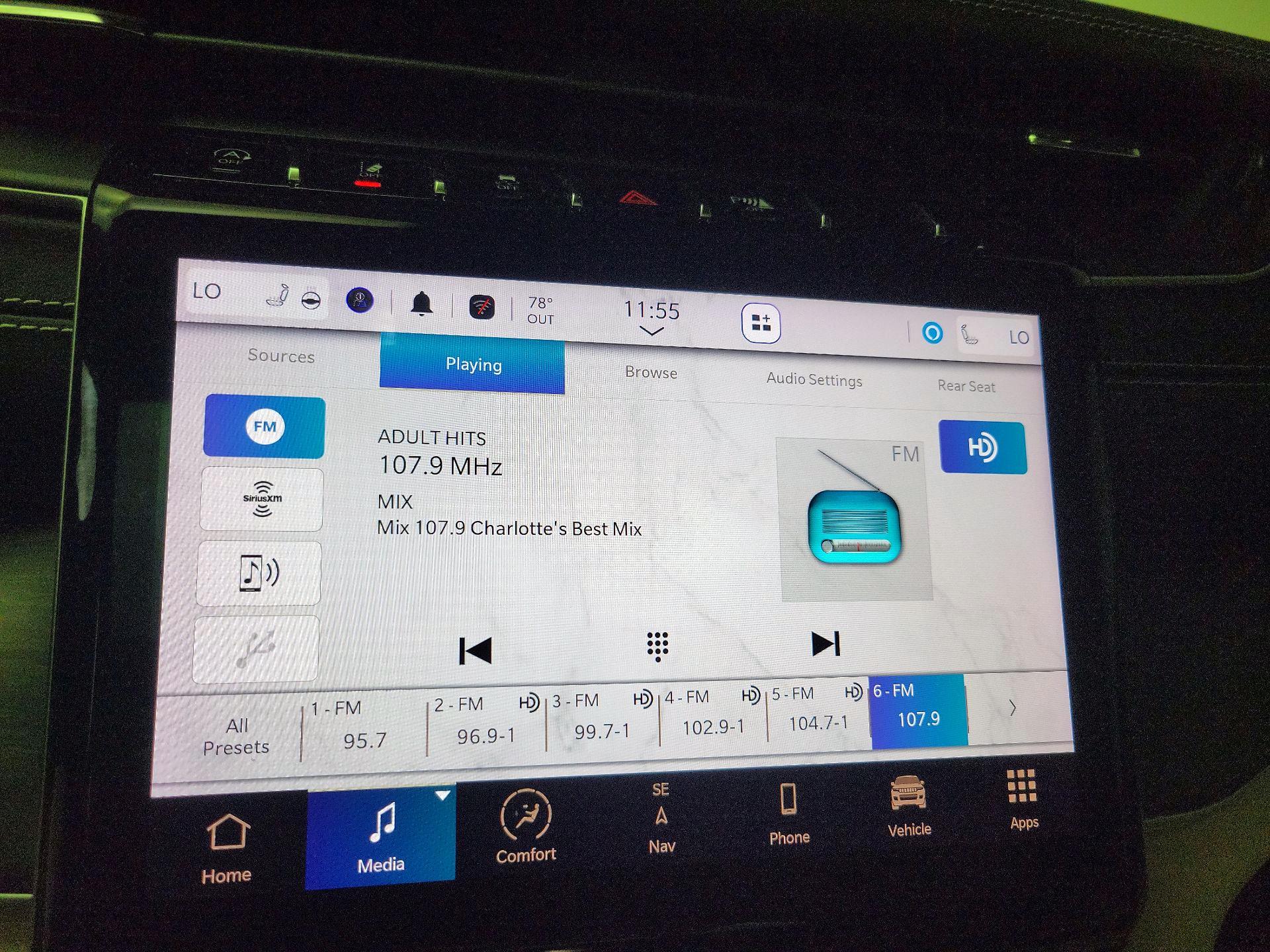 Thumbnail: 2023 Jeep Grand Cherokee L - 16