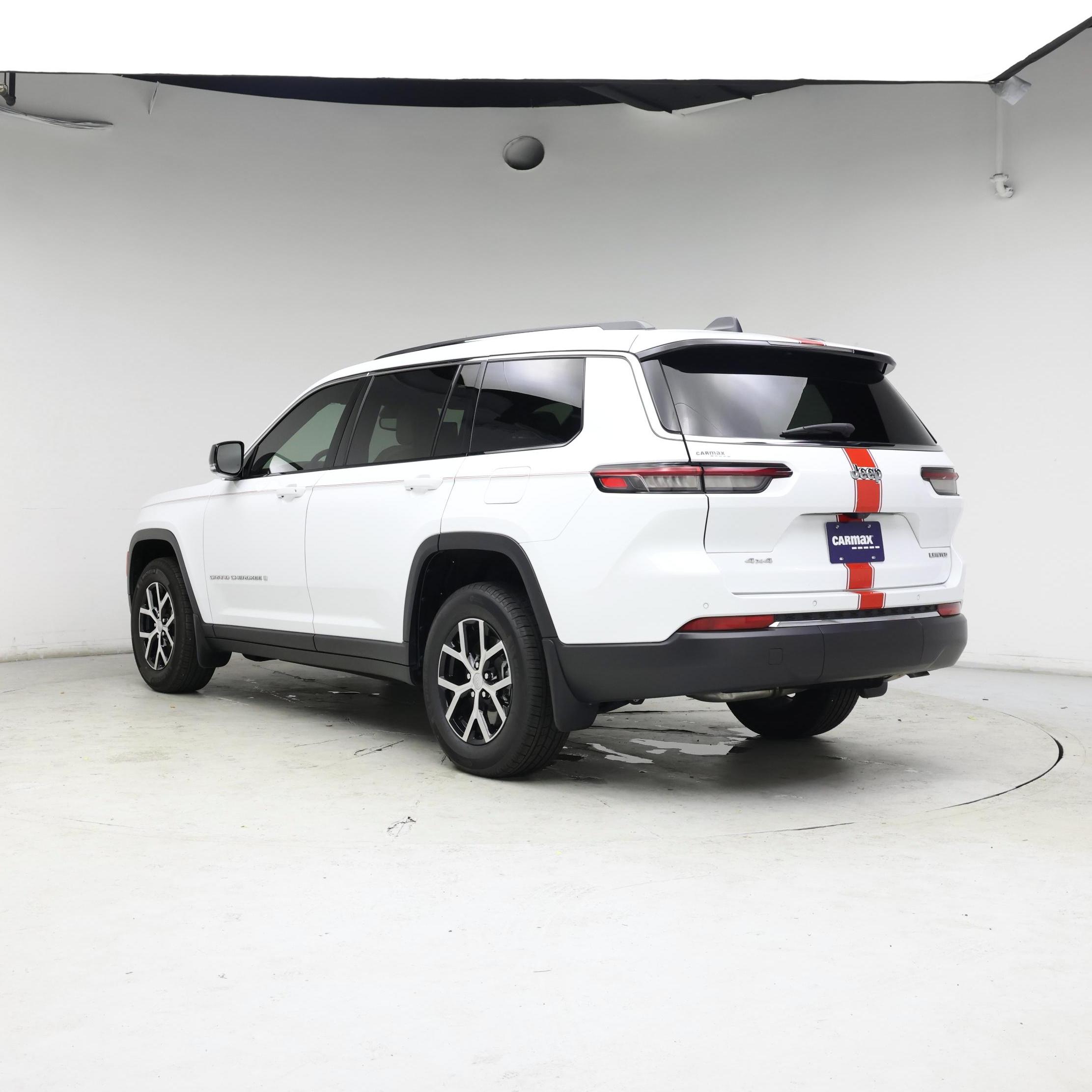 Thumbnail: 2023 Jeep Grand Cherokee L - 2