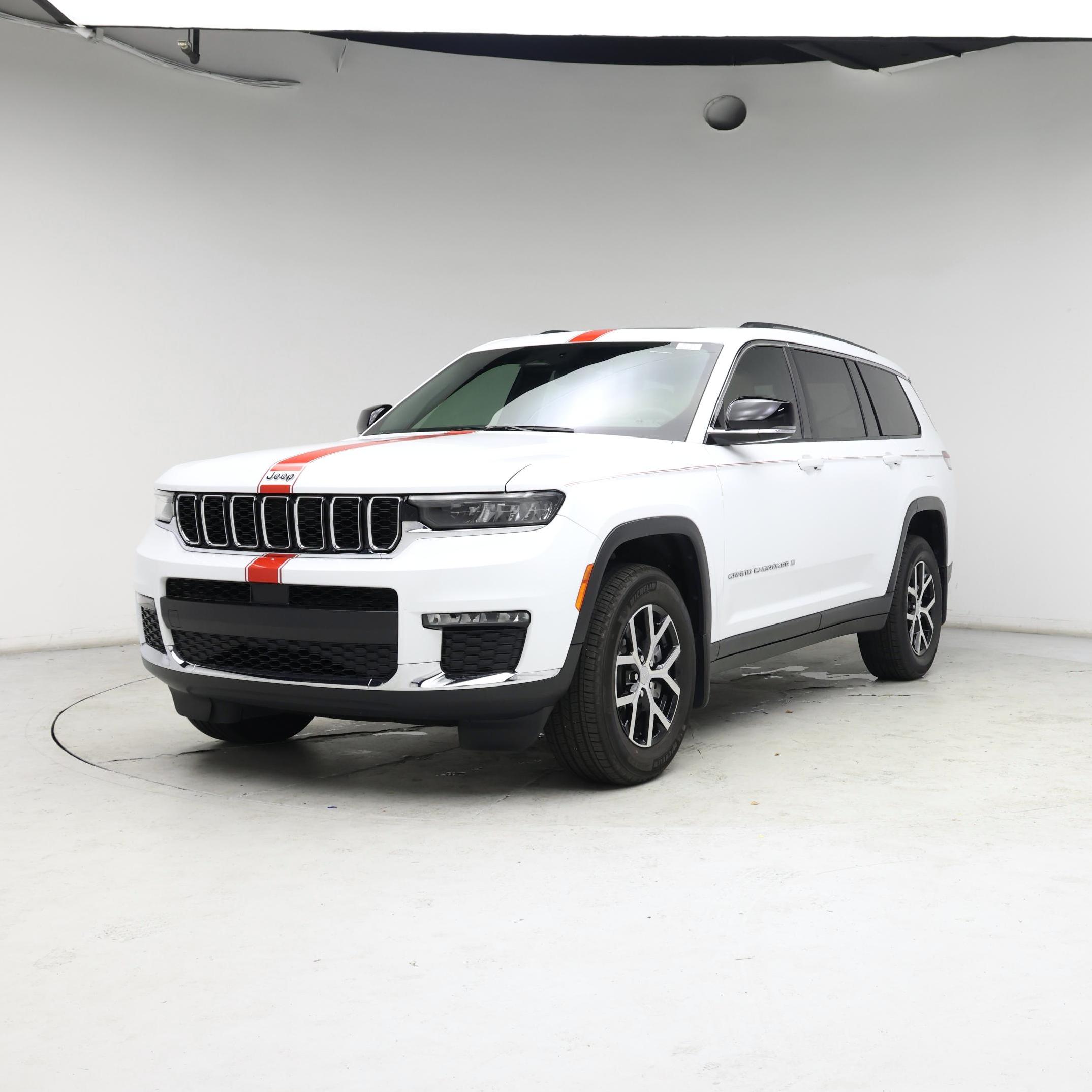 Thumbnail: 2023 Jeep Grand Cherokee L - 4