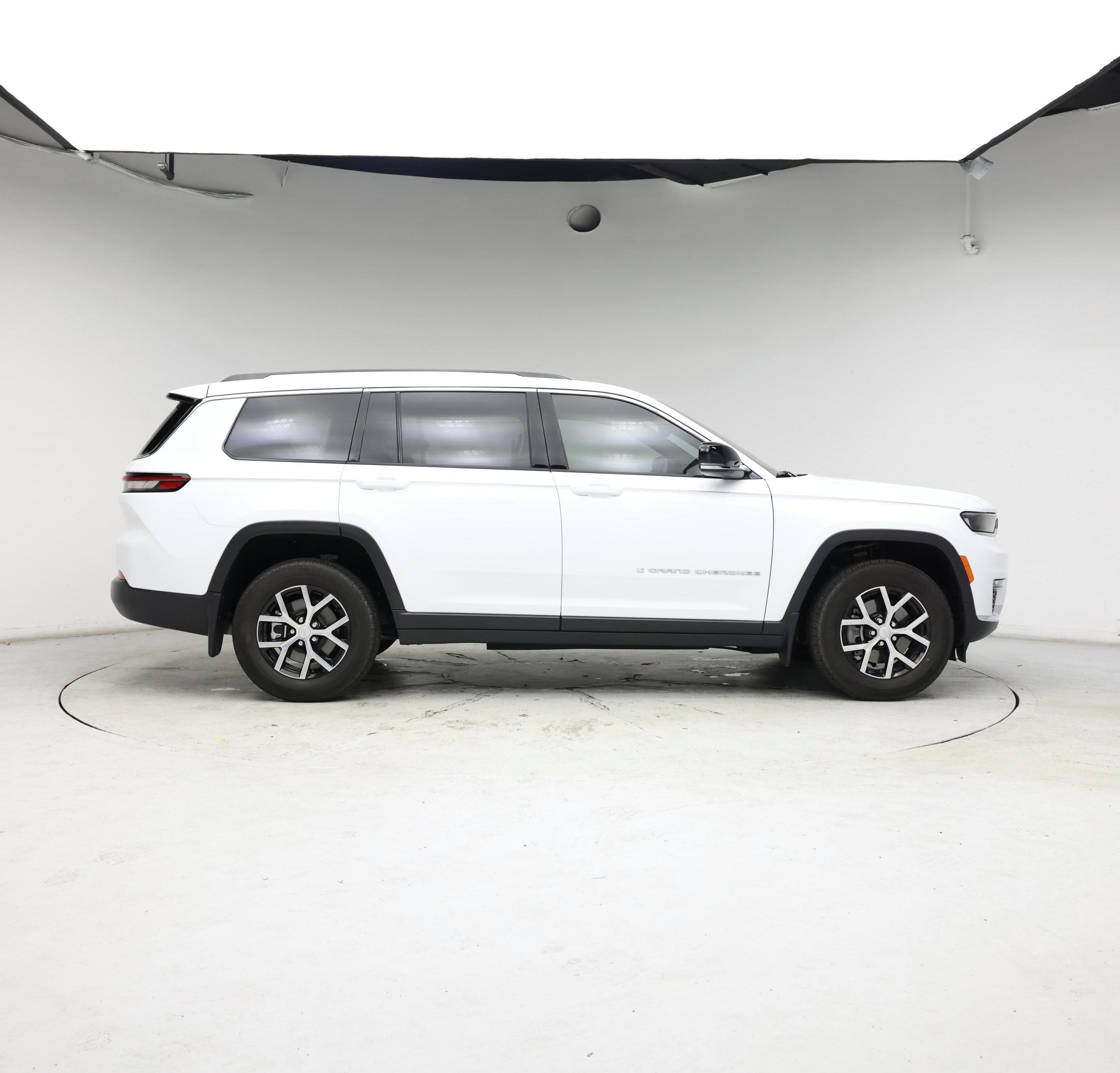 Thumbnail: 2023 Jeep Grand Cherokee L - 7