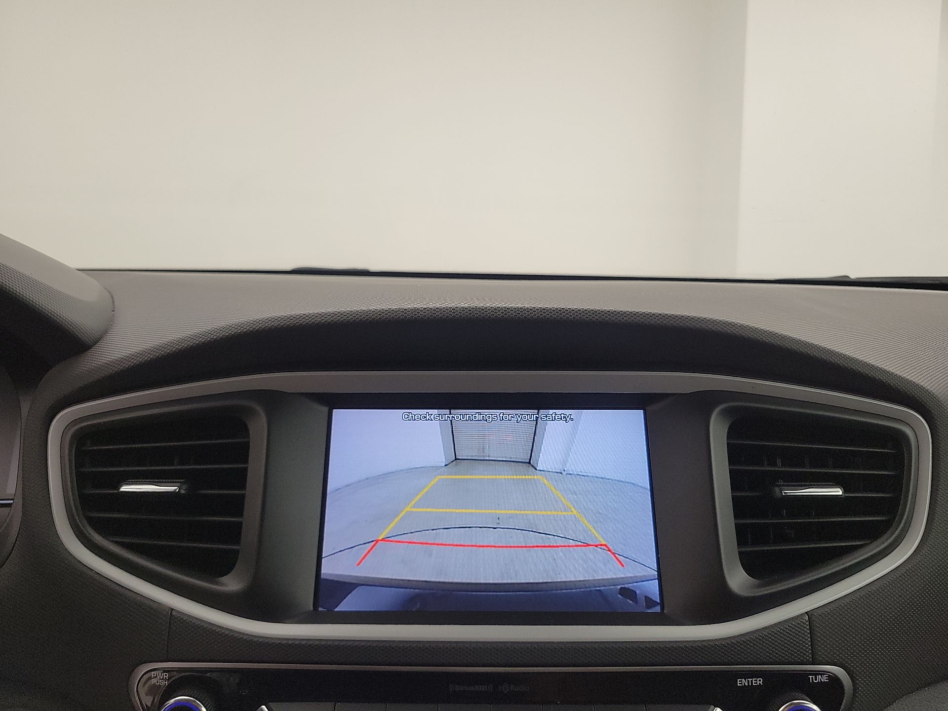 Thumbnail: 2019 Hyundai Ioniq - 14
