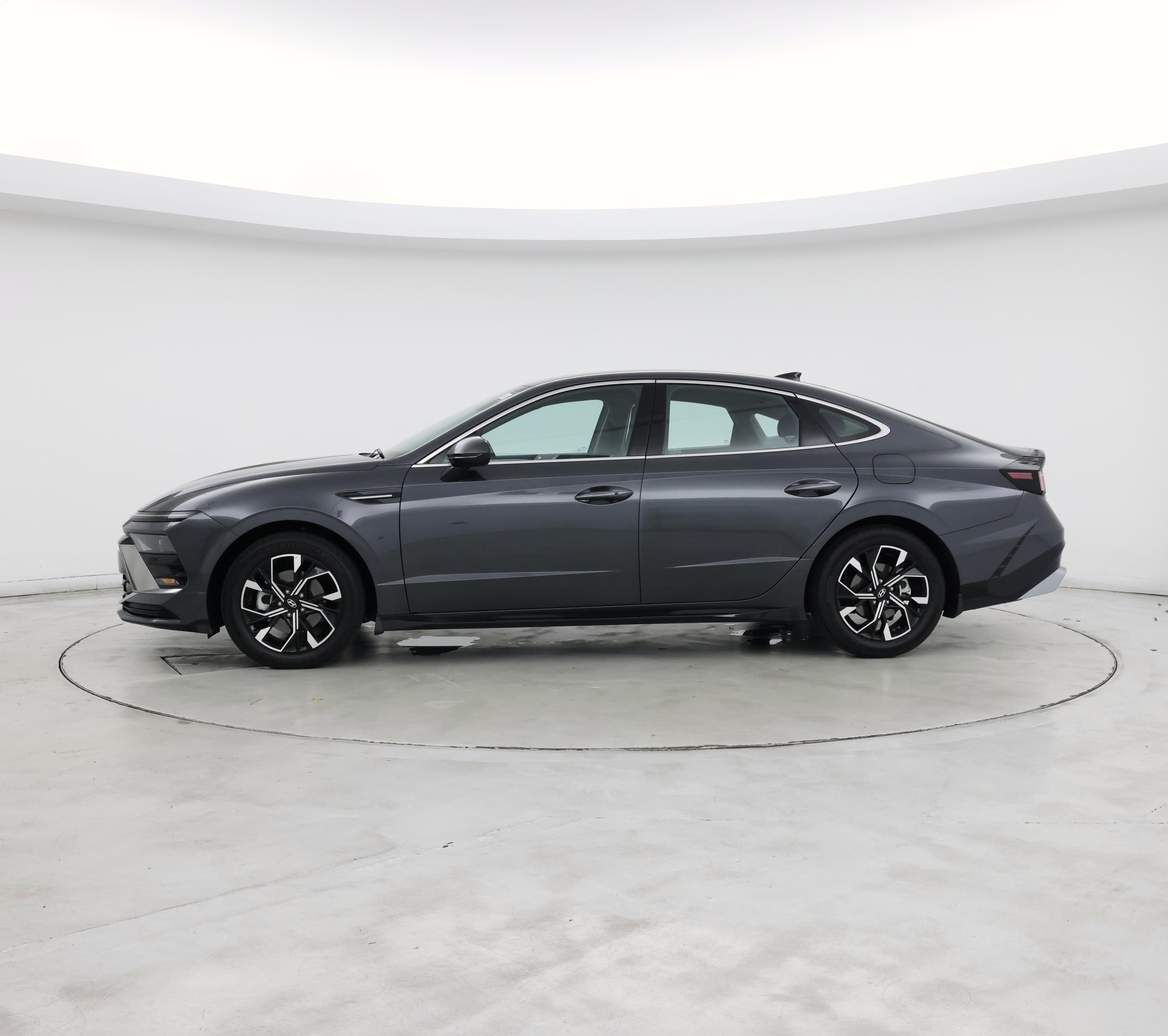 Thumbnail: 2024 Hyundai Sonata - 3