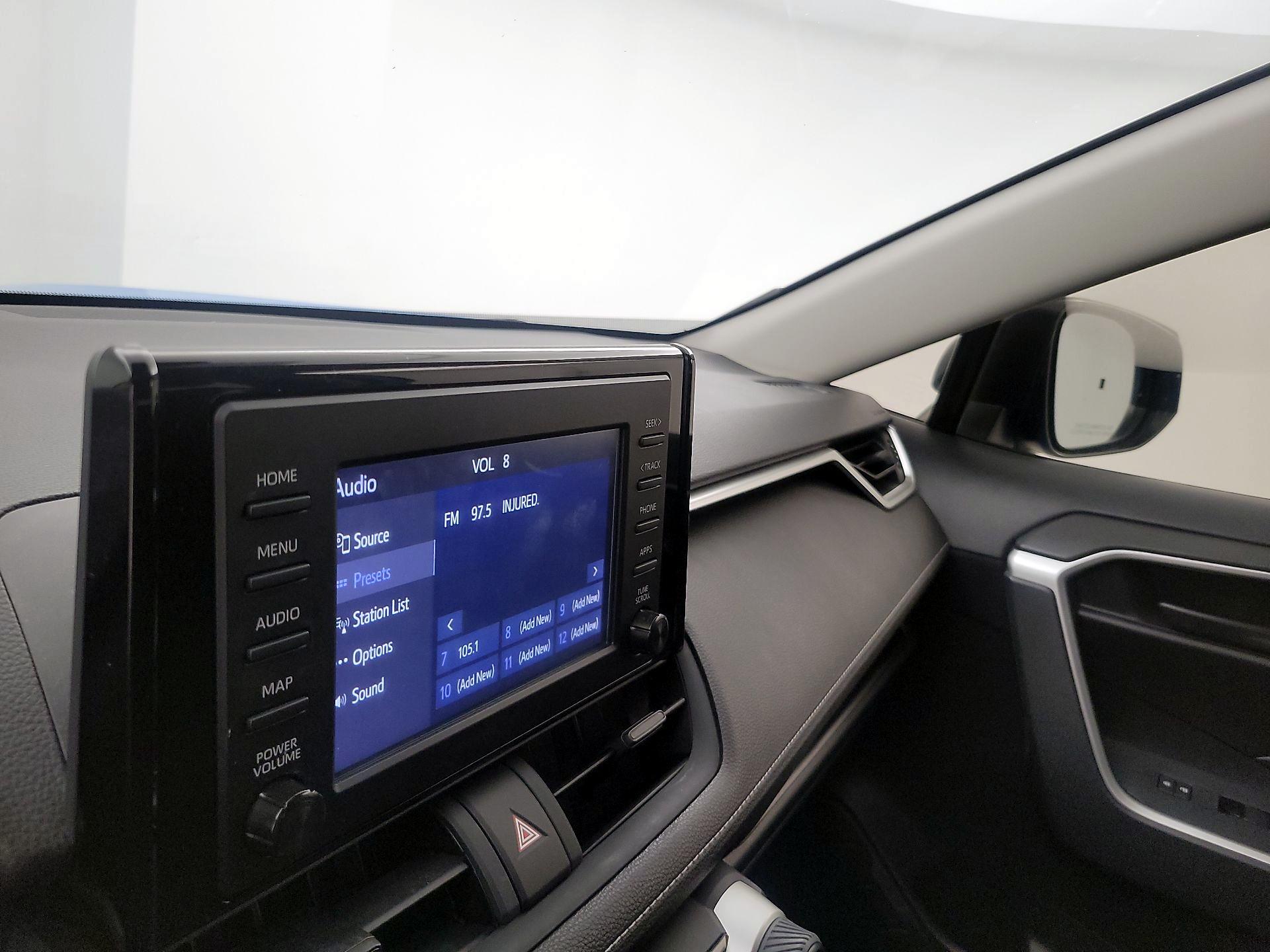 Thumbnail: 2019 Toyota RAV4 - 15