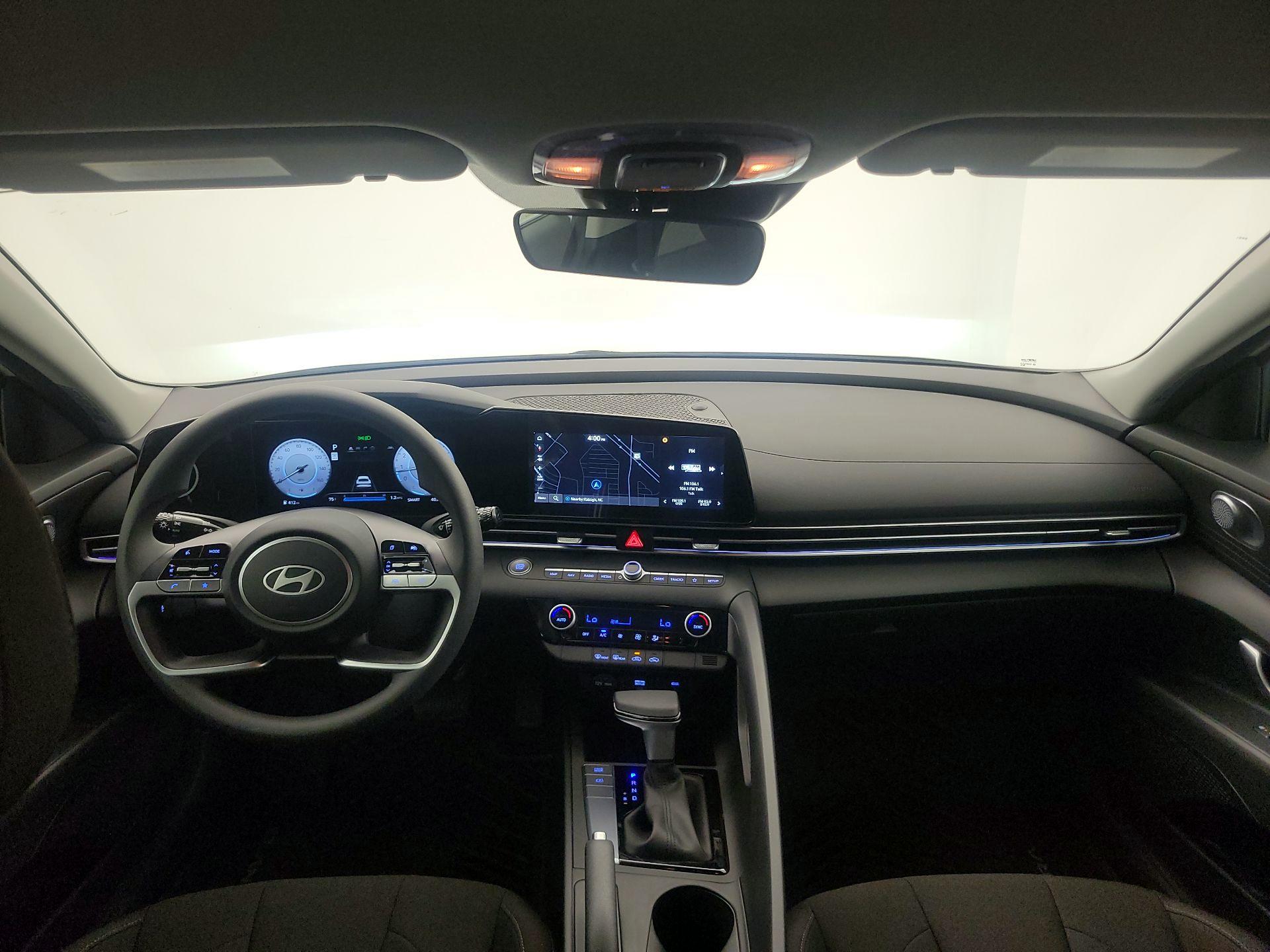 Thumbnail: 2024 Hyundai Elantra - 9