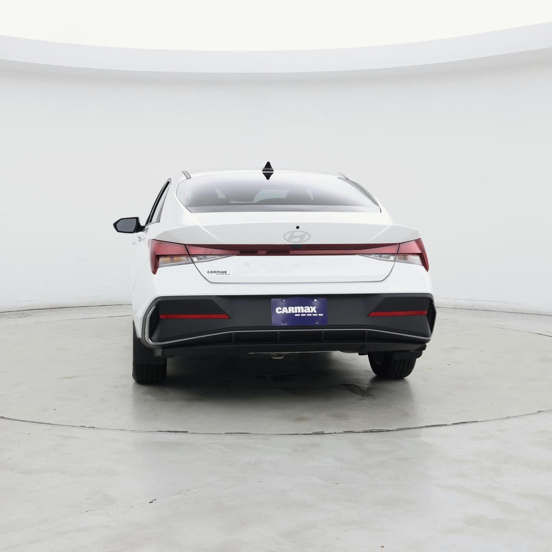 Thumbnail: 2024 Hyundai Elantra - 6