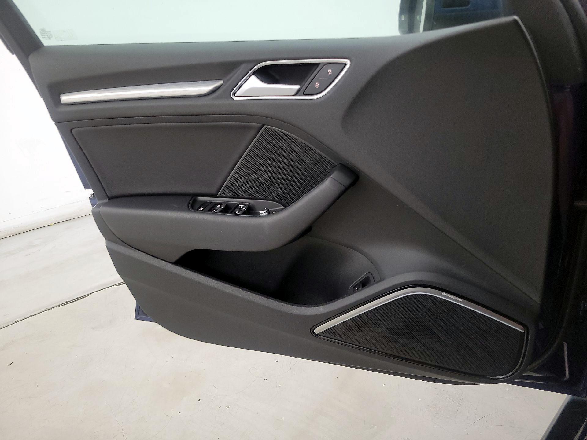 Thumbnail: 2016 Audi A3 - 12