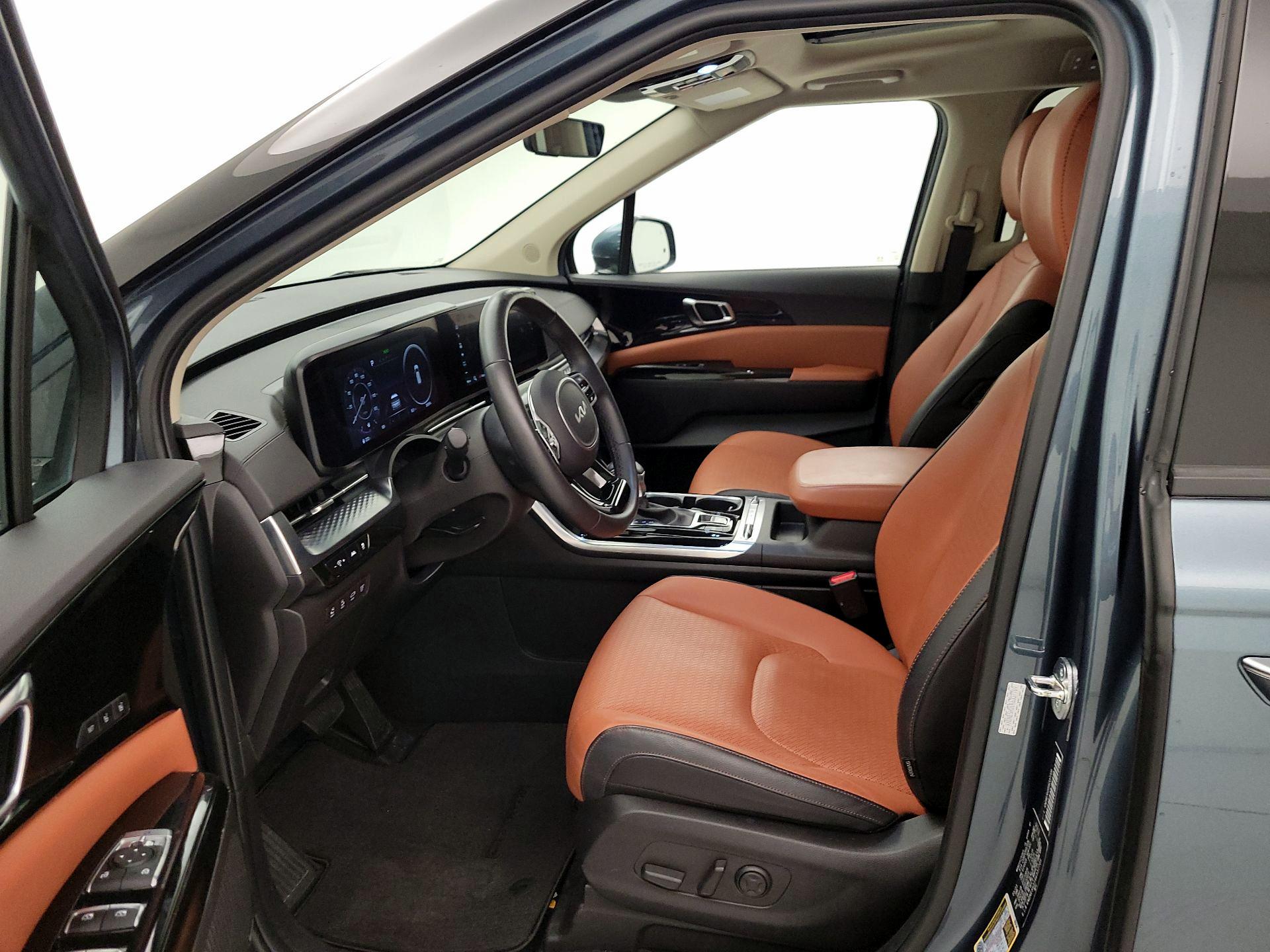 Thumbnail: 2024 Kia Carnival - 11