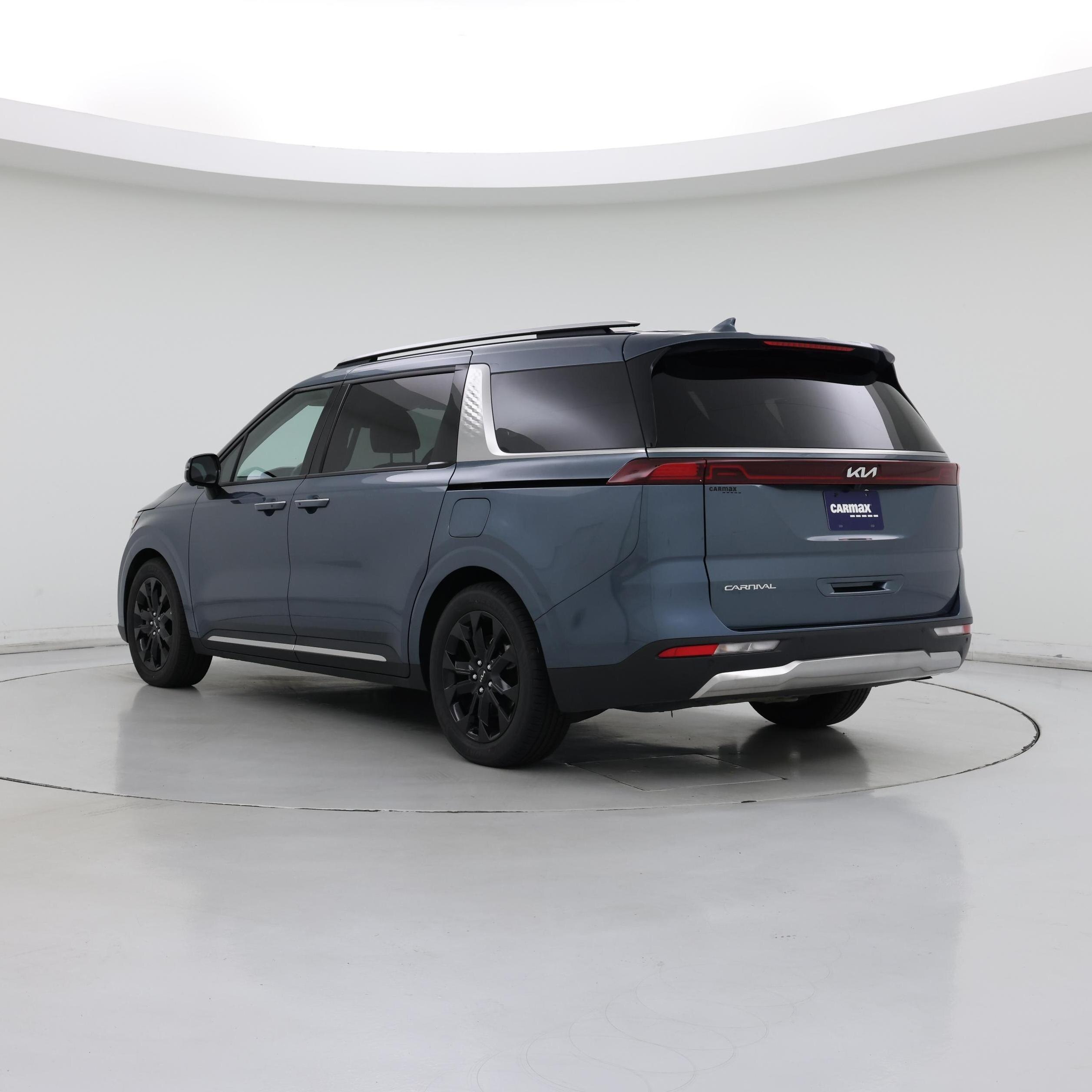 Thumbnail: 2024 Kia Carnival - 2