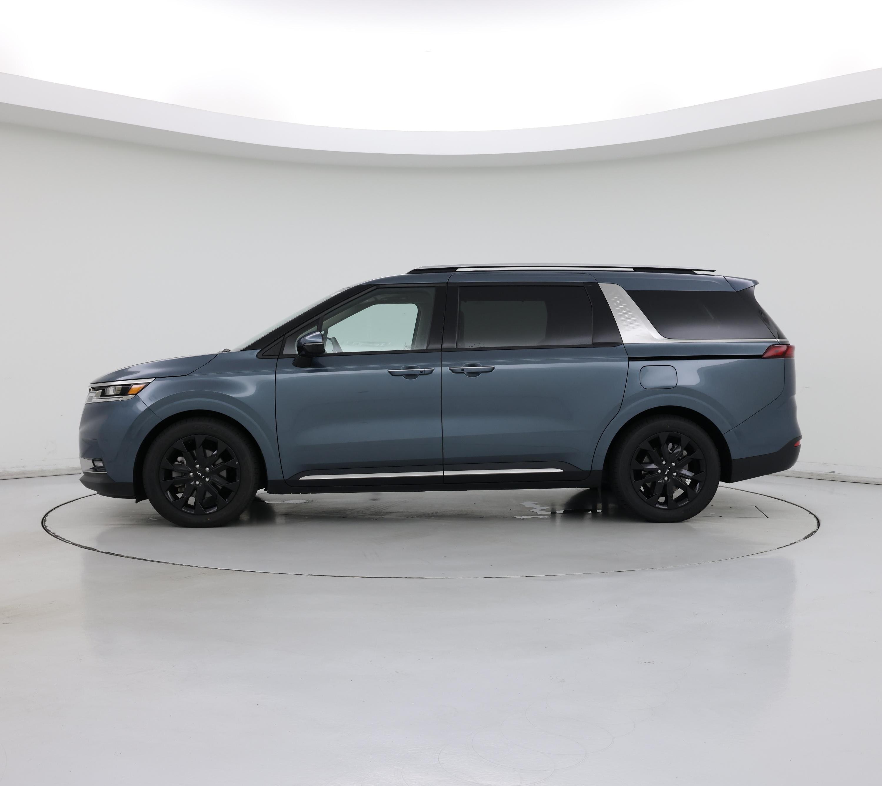 Thumbnail: 2024 Kia Carnival - 3