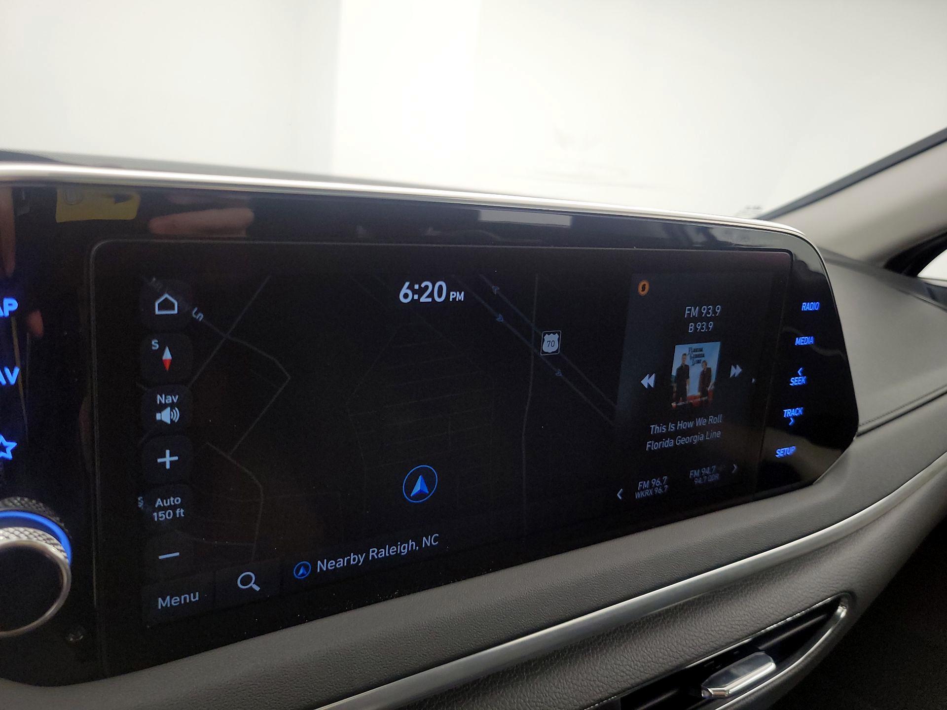 Thumbnail: 2023 Hyundai Sonata - 14