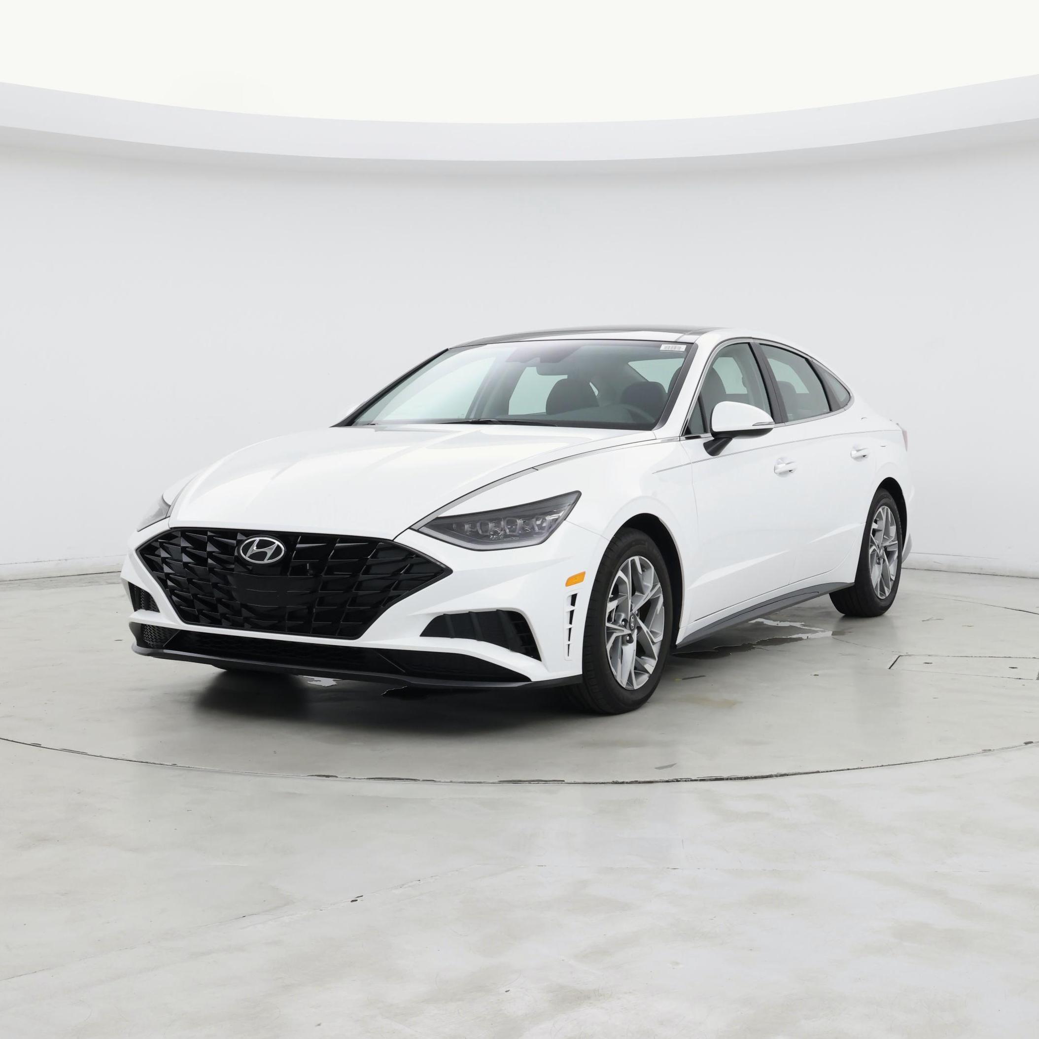 Thumbnail: 2023 Hyundai Sonata - 4