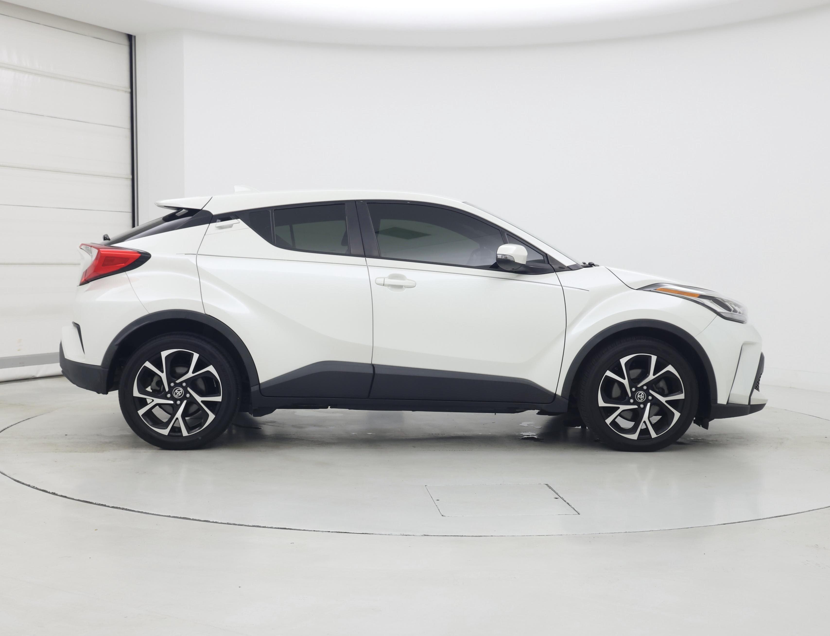 Thumbnail: 2020 Toyota C-HR - 7