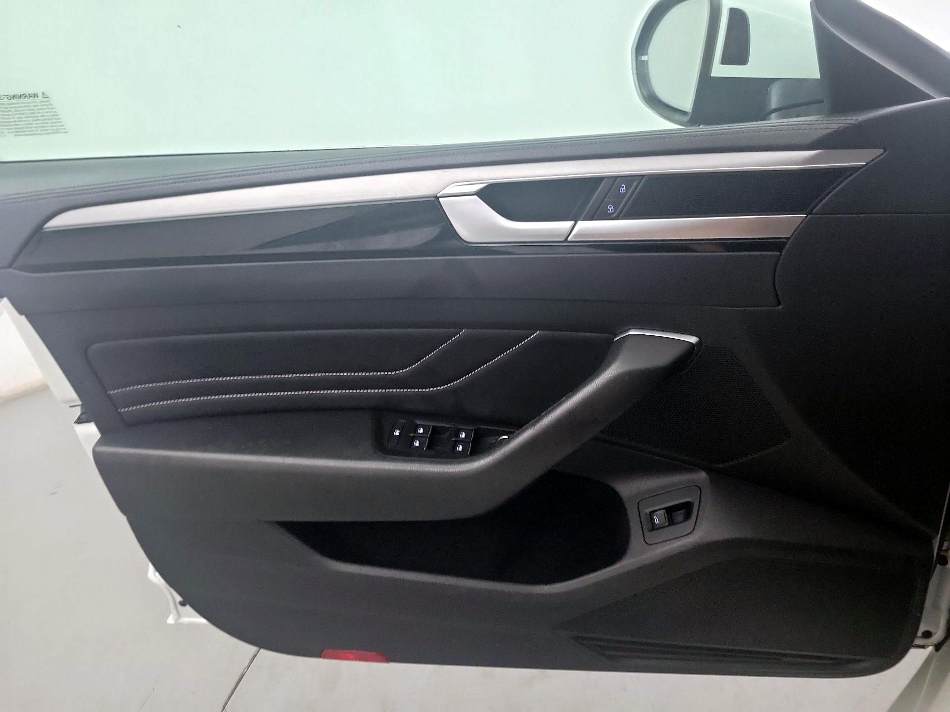 Thumbnail: 2021 Volkswagen Arteon - 10