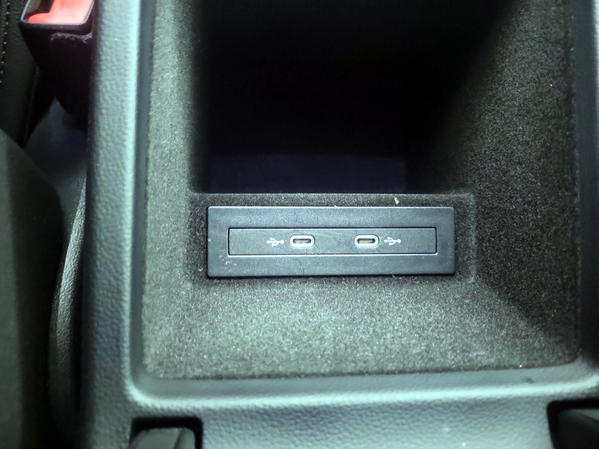 Thumbnail: 2021 Volkswagen Arteon - 17