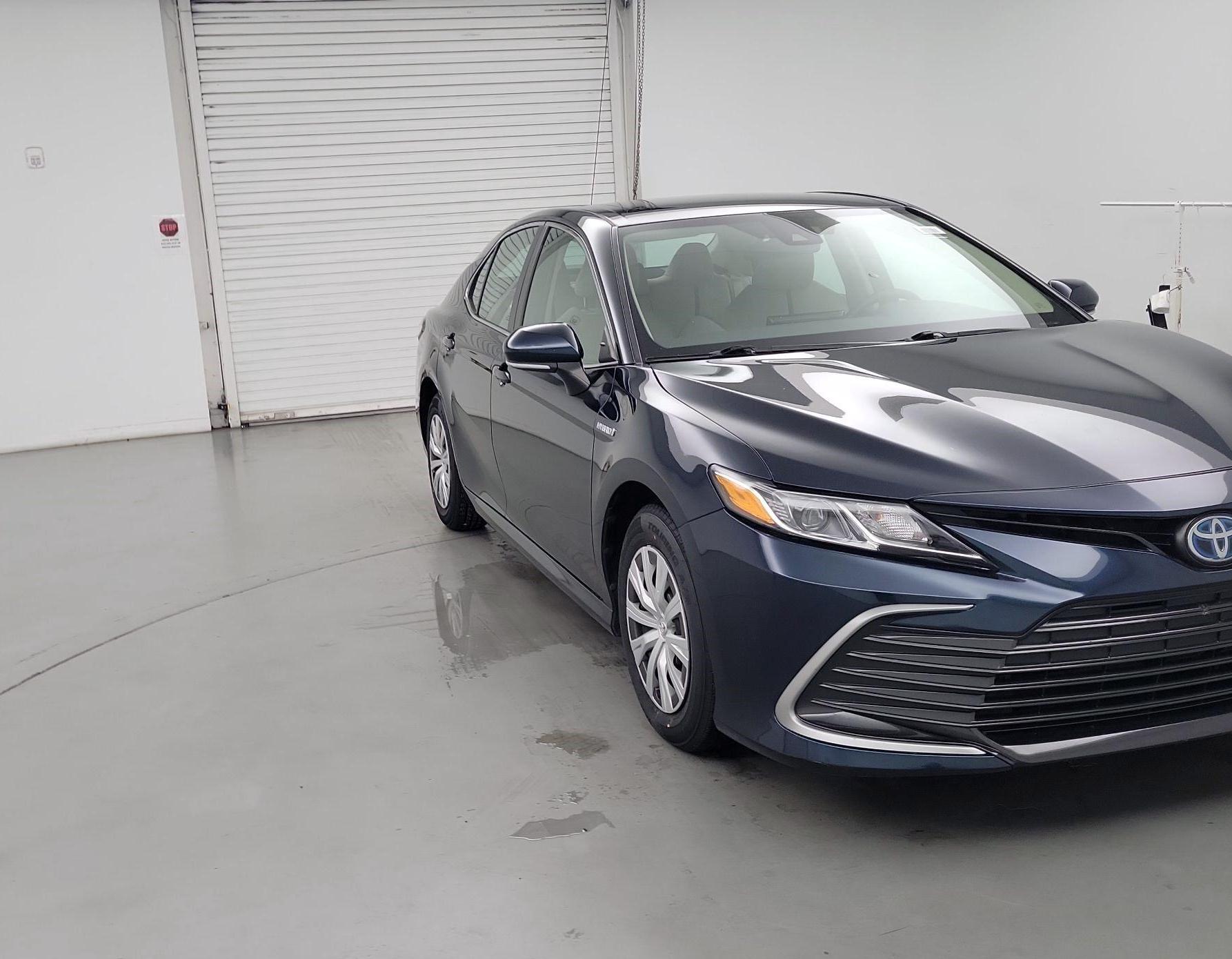 Thumbnail: 2021 Toyota Camry - 1