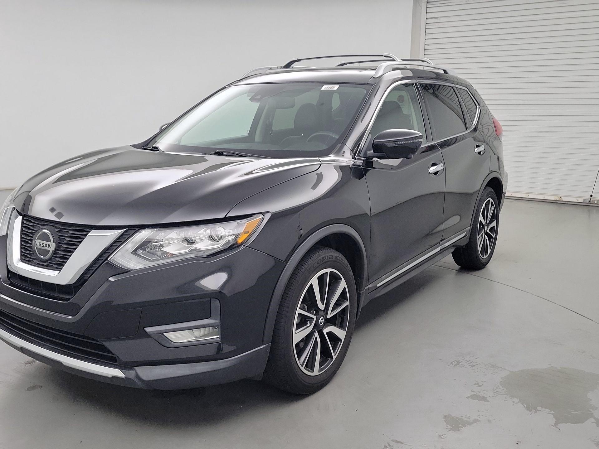 Thumbnail: 2020 Nissan Rogue - 3