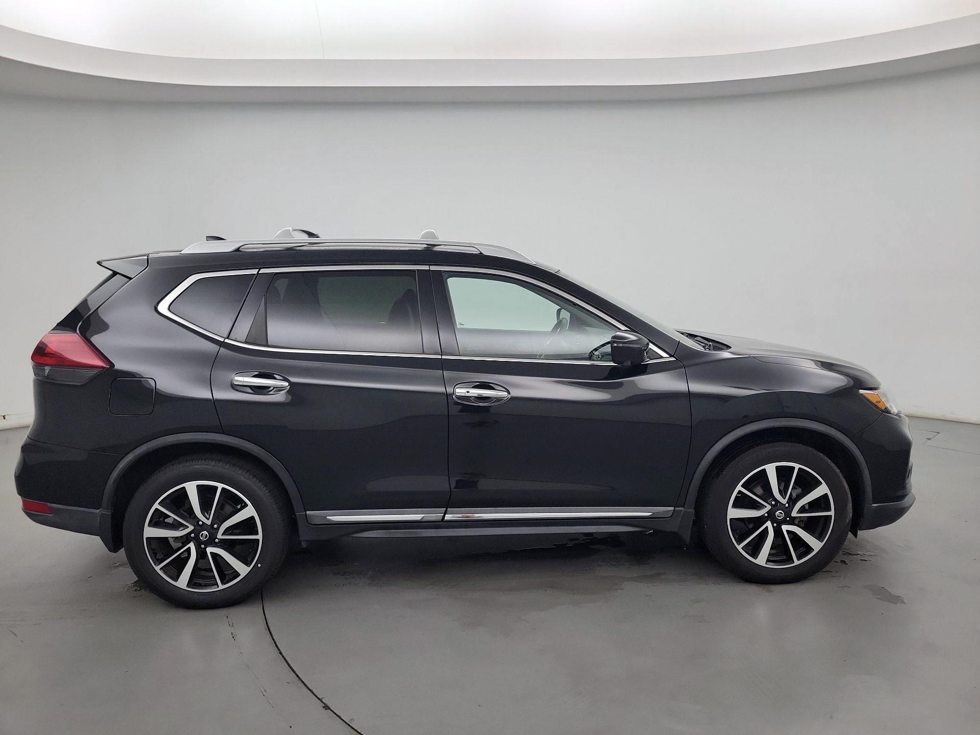 Thumbnail: 2020 Nissan Rogue - 4