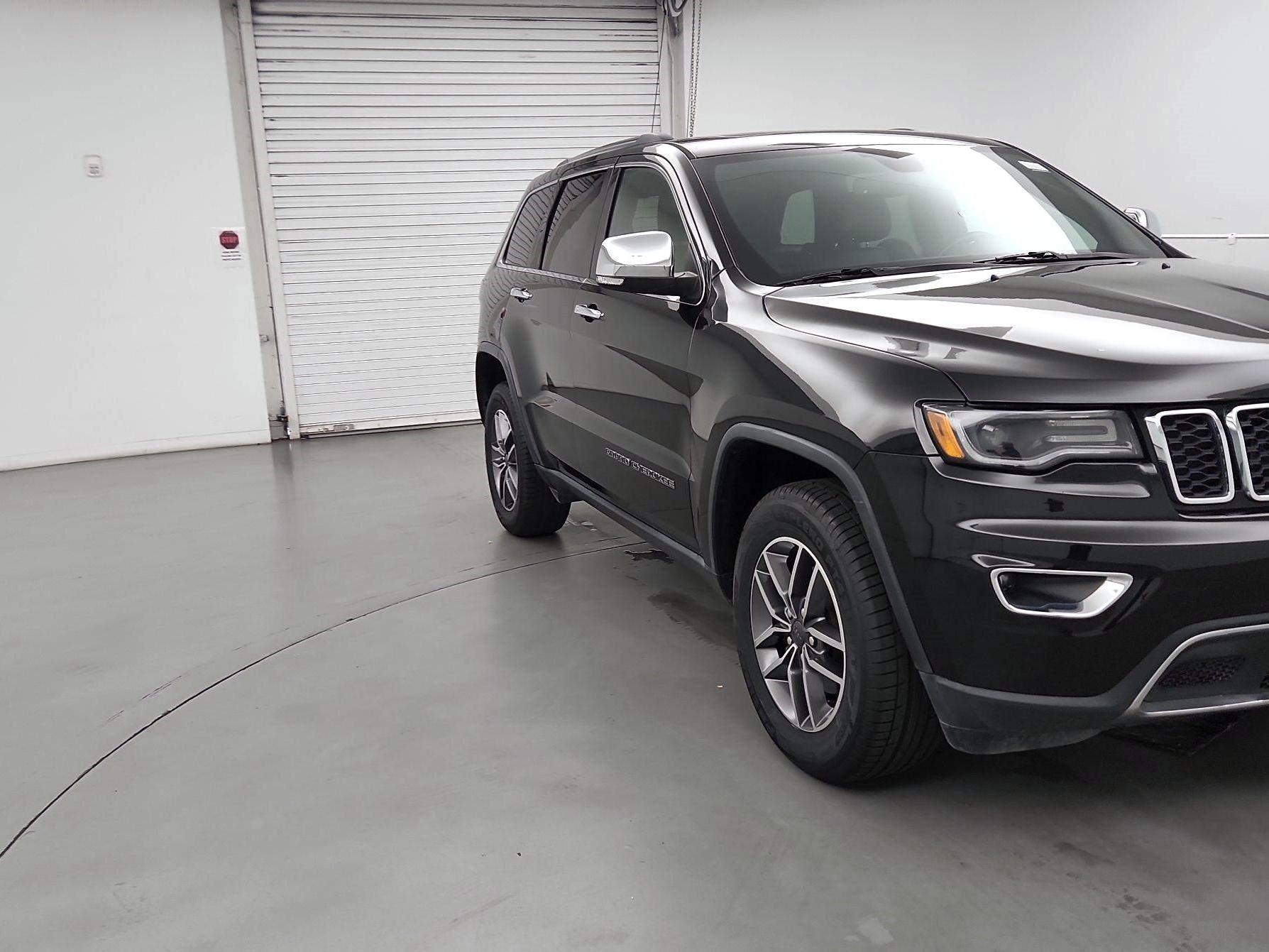 Thumbnail: 2020 Jeep Grand Cherokee - 1