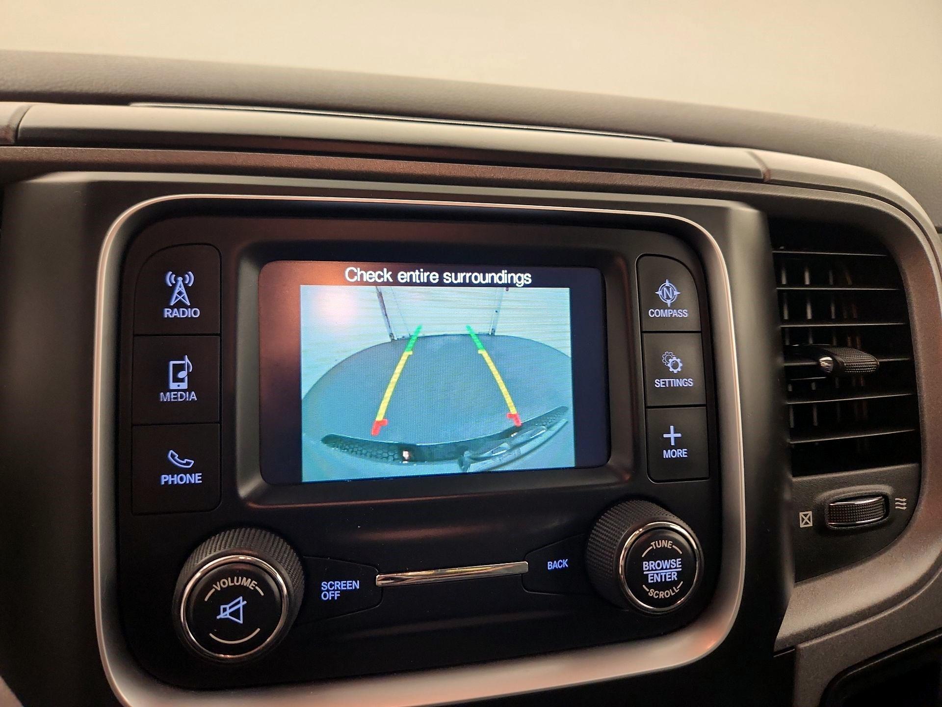 Thumbnail: 2020 RAM 1500 Classic - 13