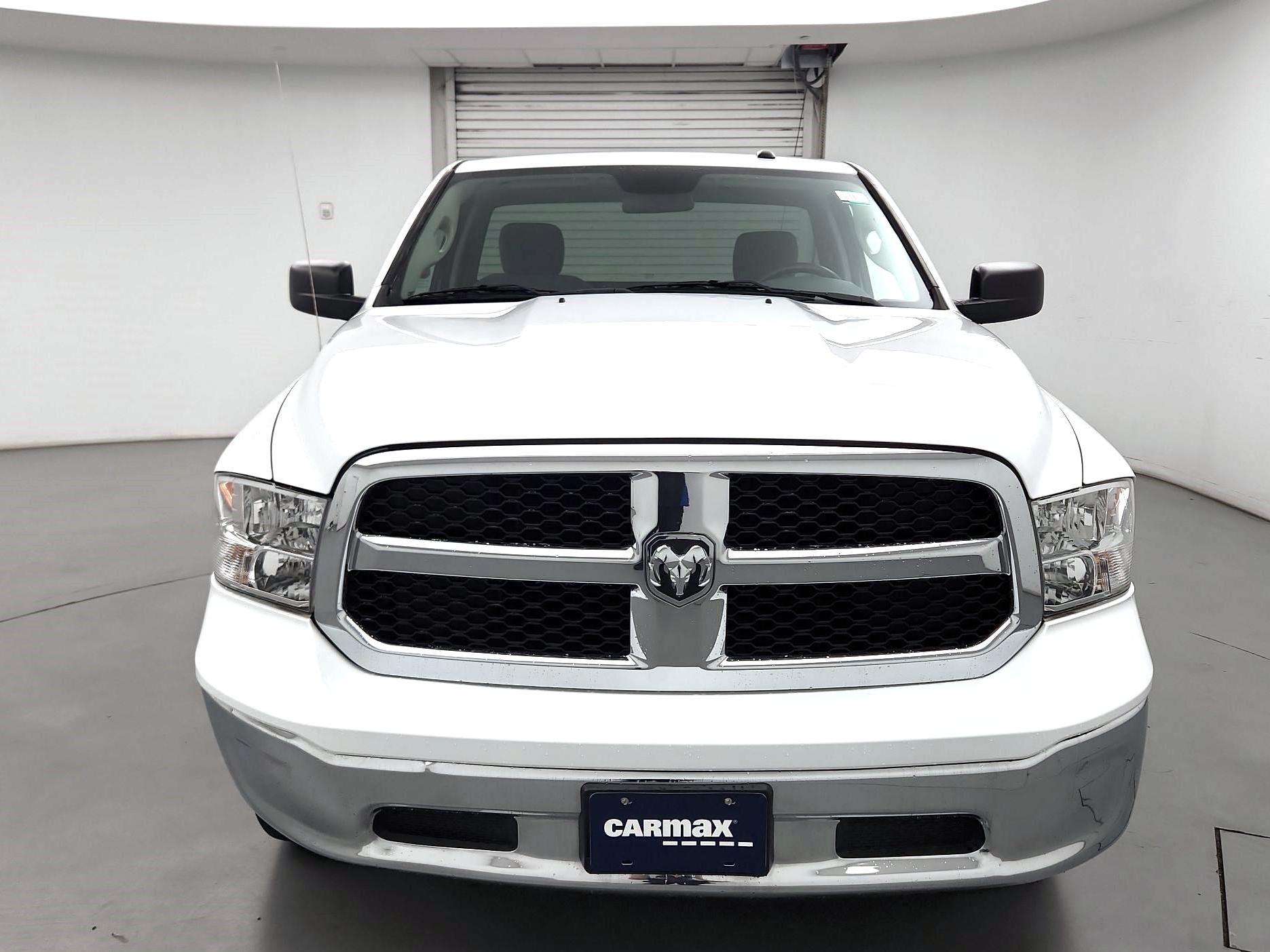 Thumbnail: 2020 RAM 1500 Classic - 2