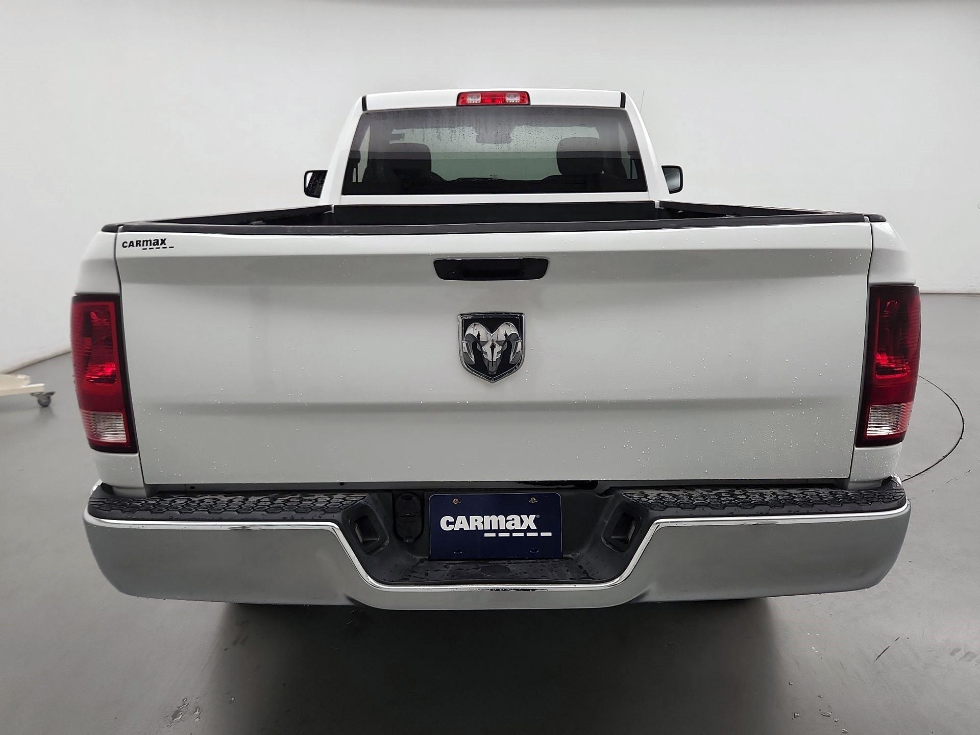 Thumbnail: 2020 RAM 1500 Classic - 6
