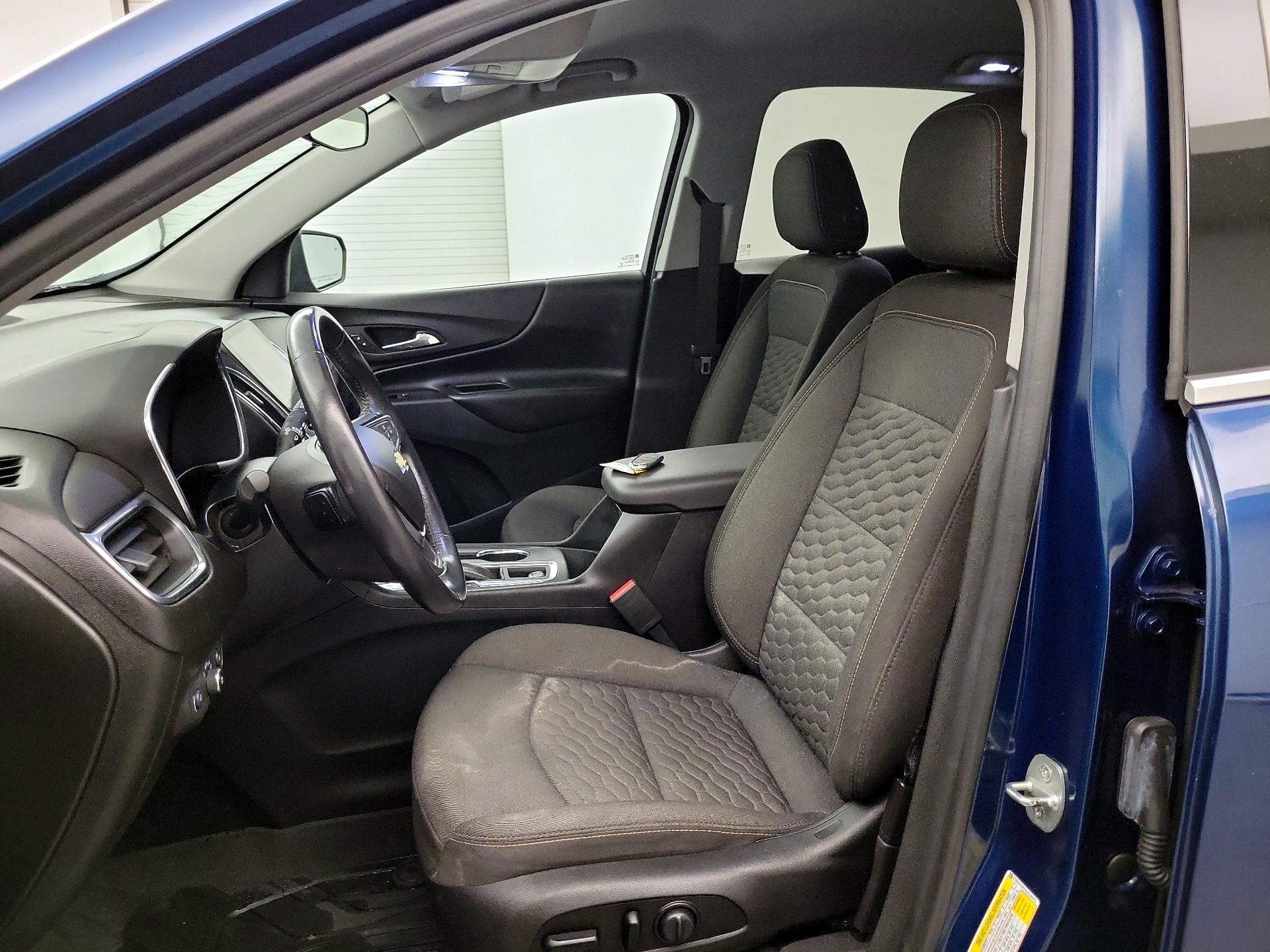 Thumbnail: 2020 Chevrolet Equinox - 9