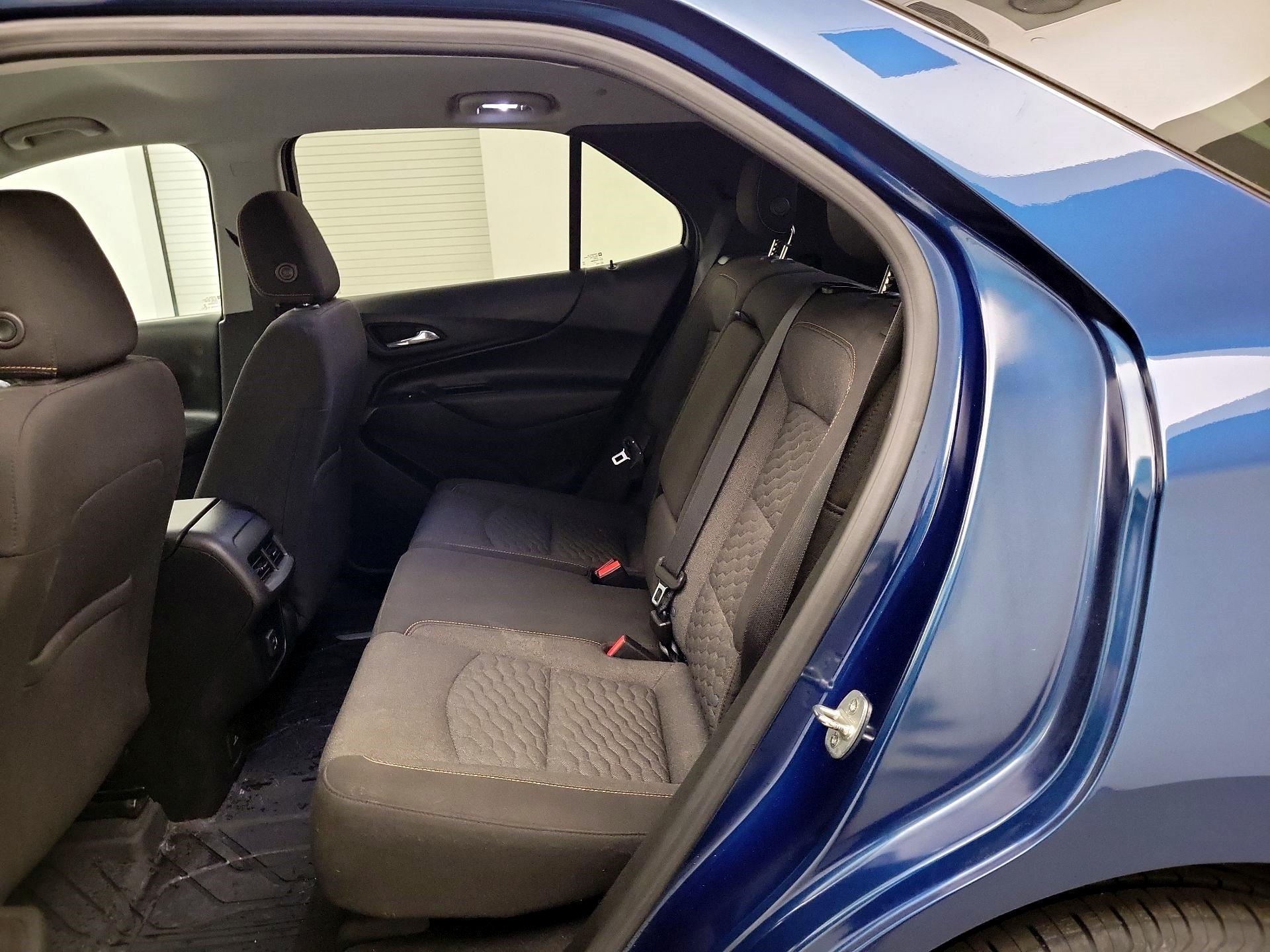 Thumbnail: 2020 Chevrolet Equinox - 18