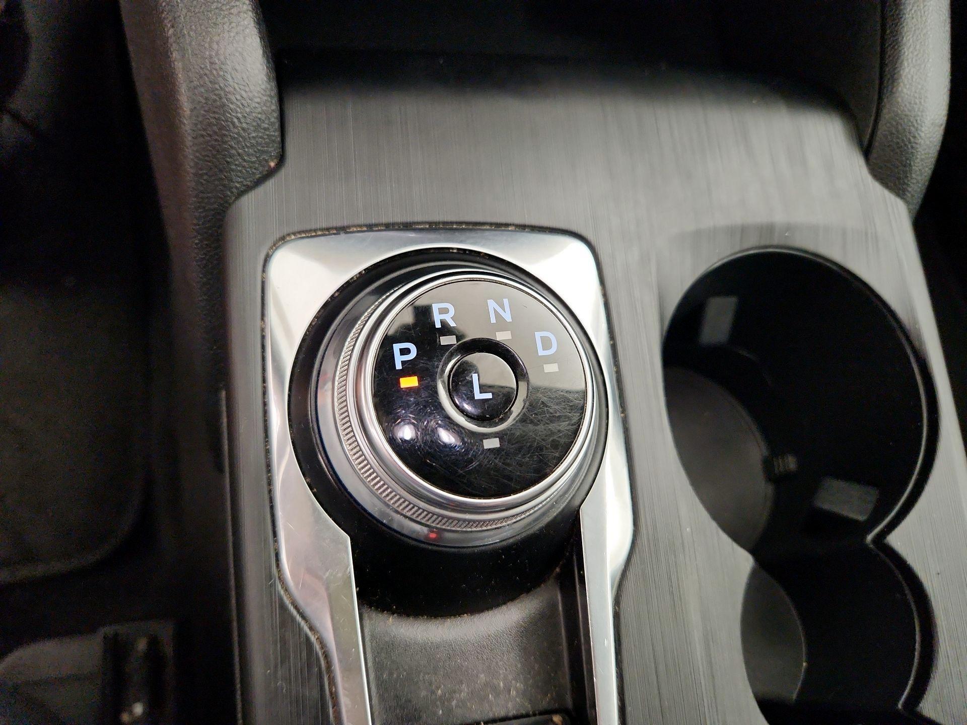 Thumbnail: 2020 Ford Escape - 17