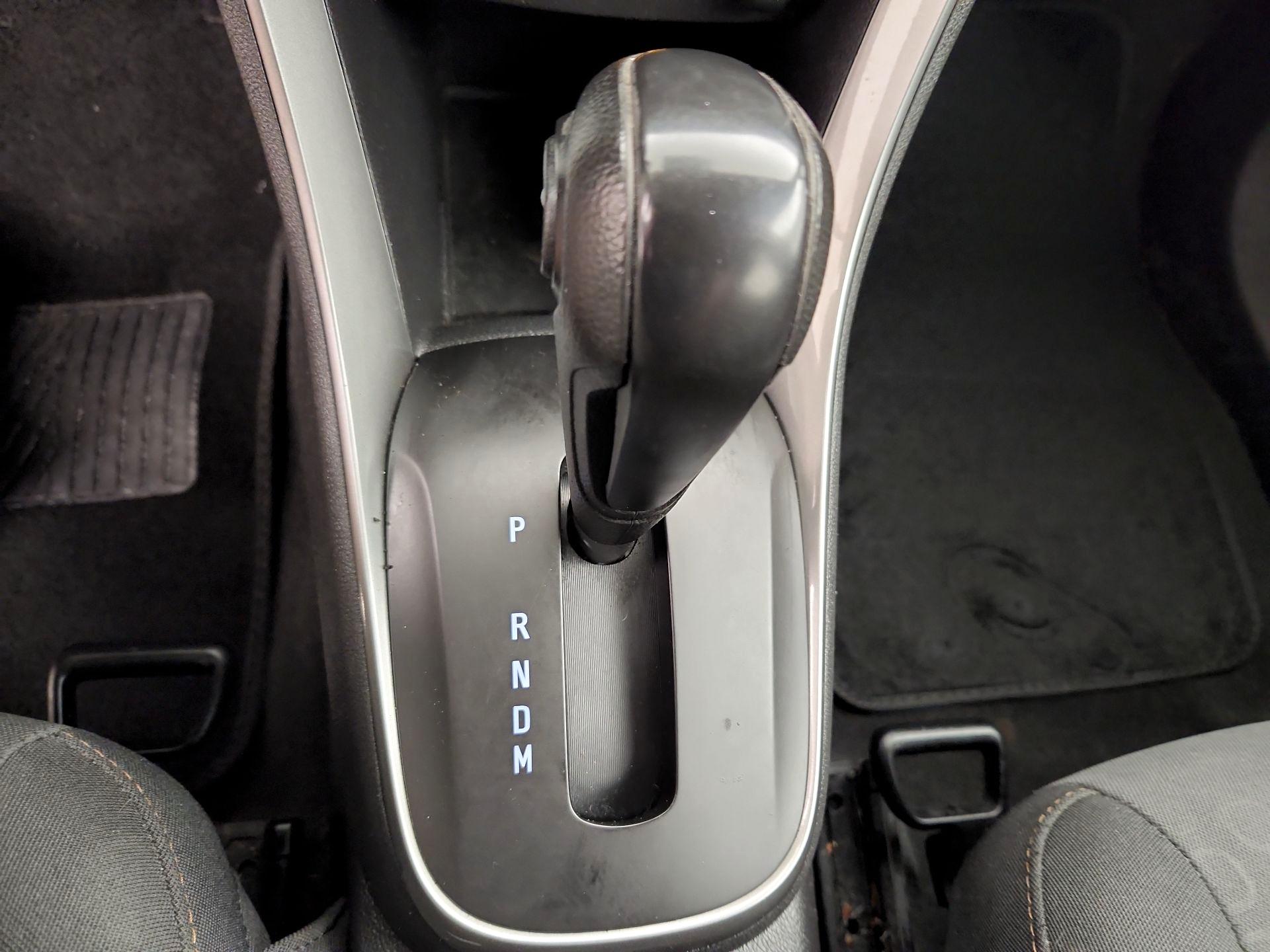 Thumbnail: 2020 Chevrolet Trax - 17