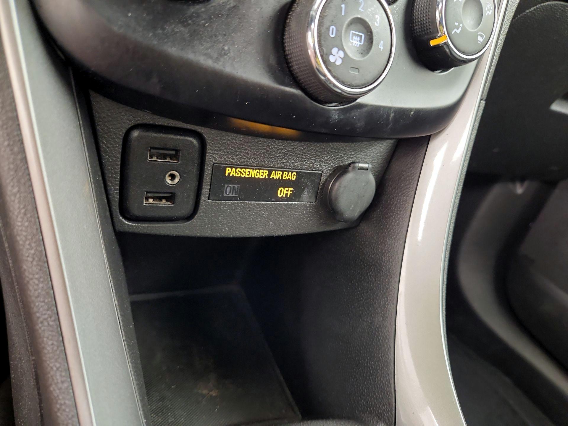 Thumbnail: 2020 Chevrolet Trax - 18