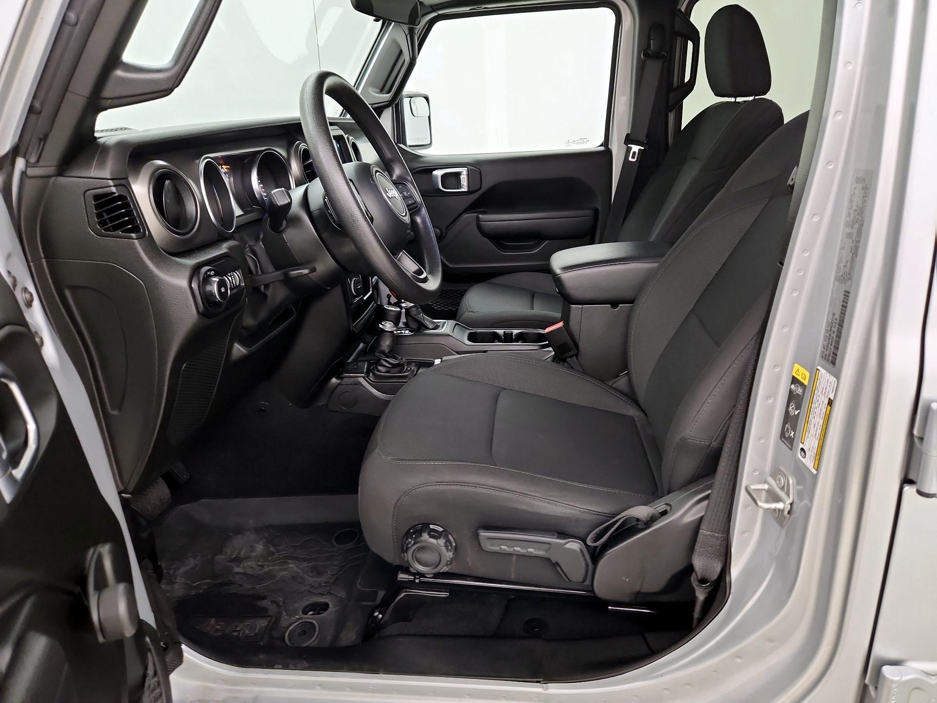 Thumbnail: 2022 Jeep Wrangler - 11