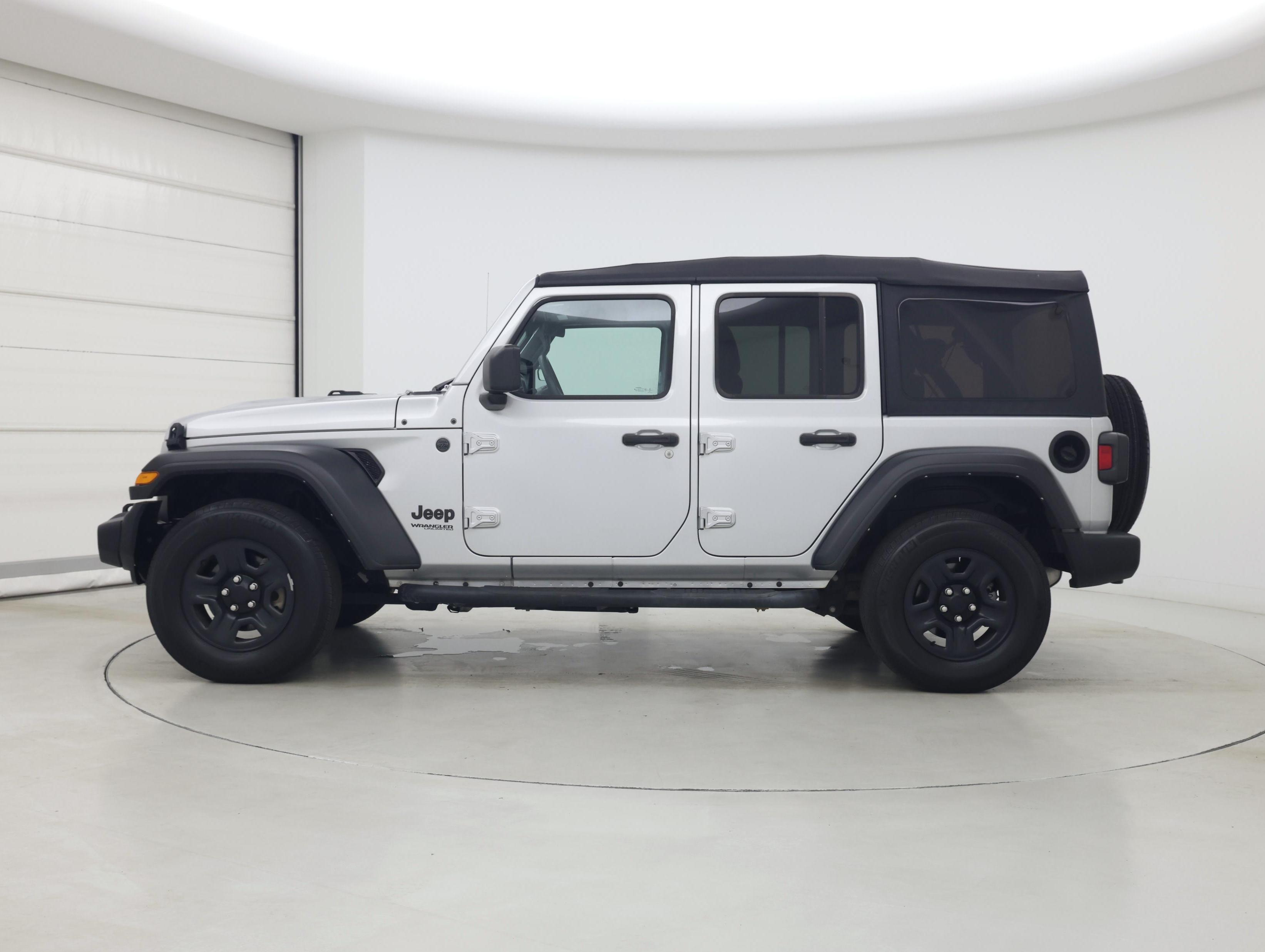 Thumbnail: 2022 Jeep Wrangler - 3
