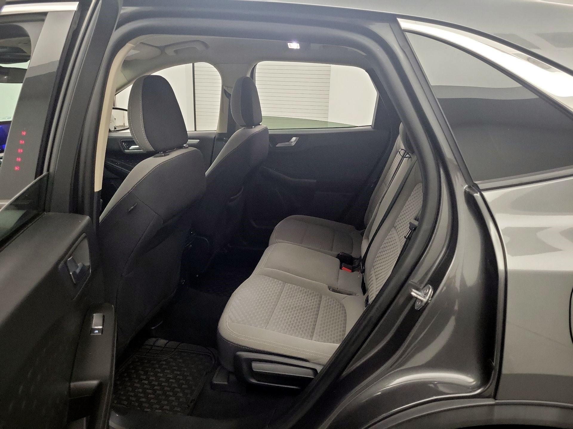 Thumbnail: 2020 Ford Escape - 17