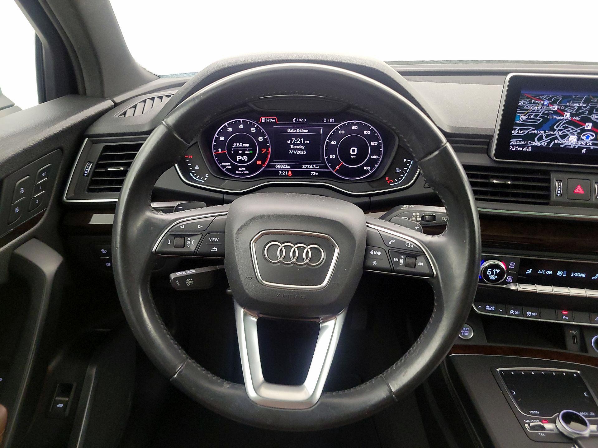 Thumbnail: 2020 Audi Q5 - 10