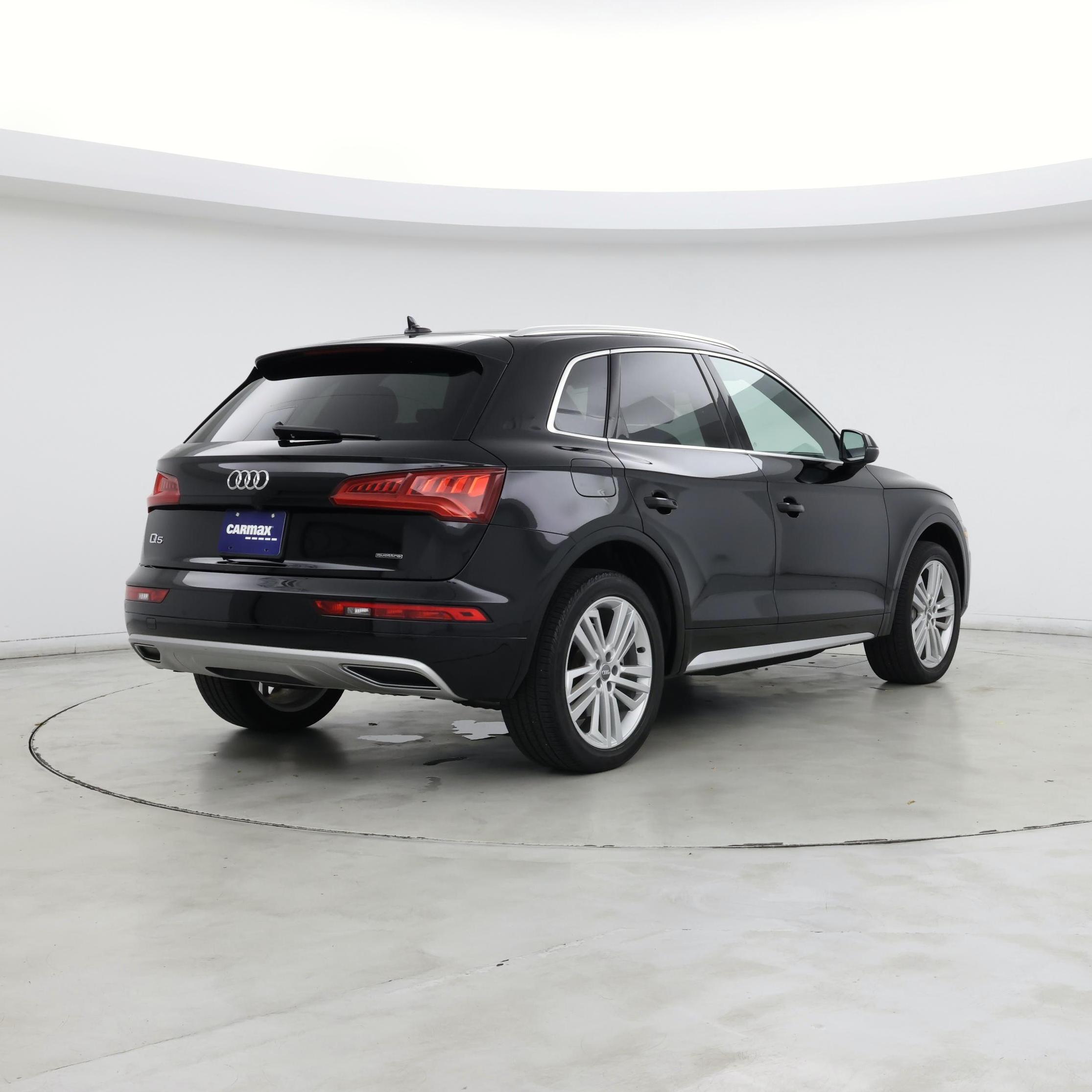 Thumbnail: 2020 Audi Q5 - 8