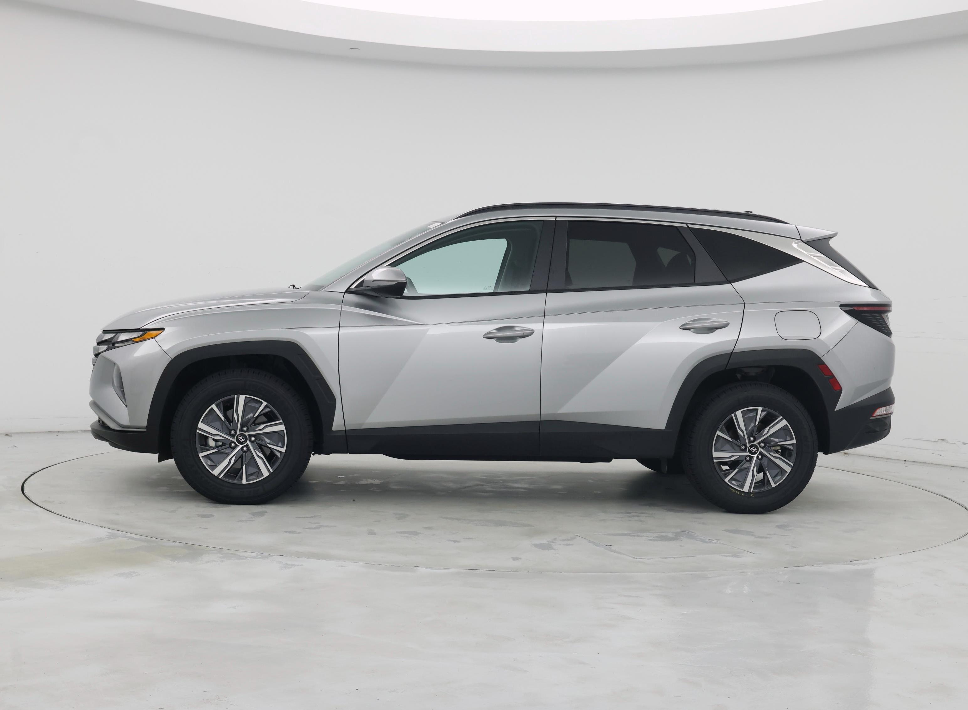 Thumbnail: 2023 Hyundai Tucson - 3