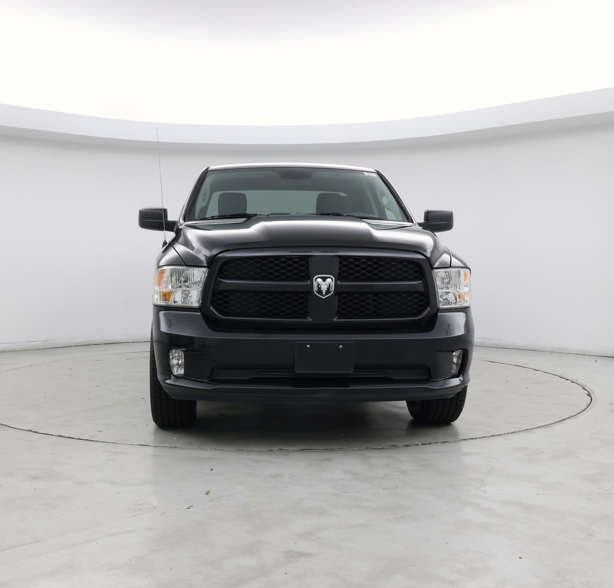 Thumbnail: 2019 RAM 1500 Classic - 5