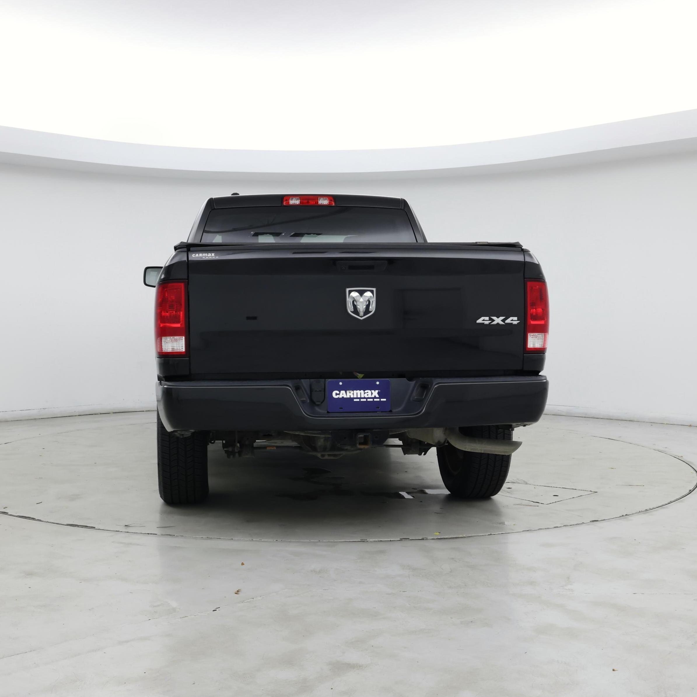 Thumbnail: 2019 RAM 1500 Classic - 6