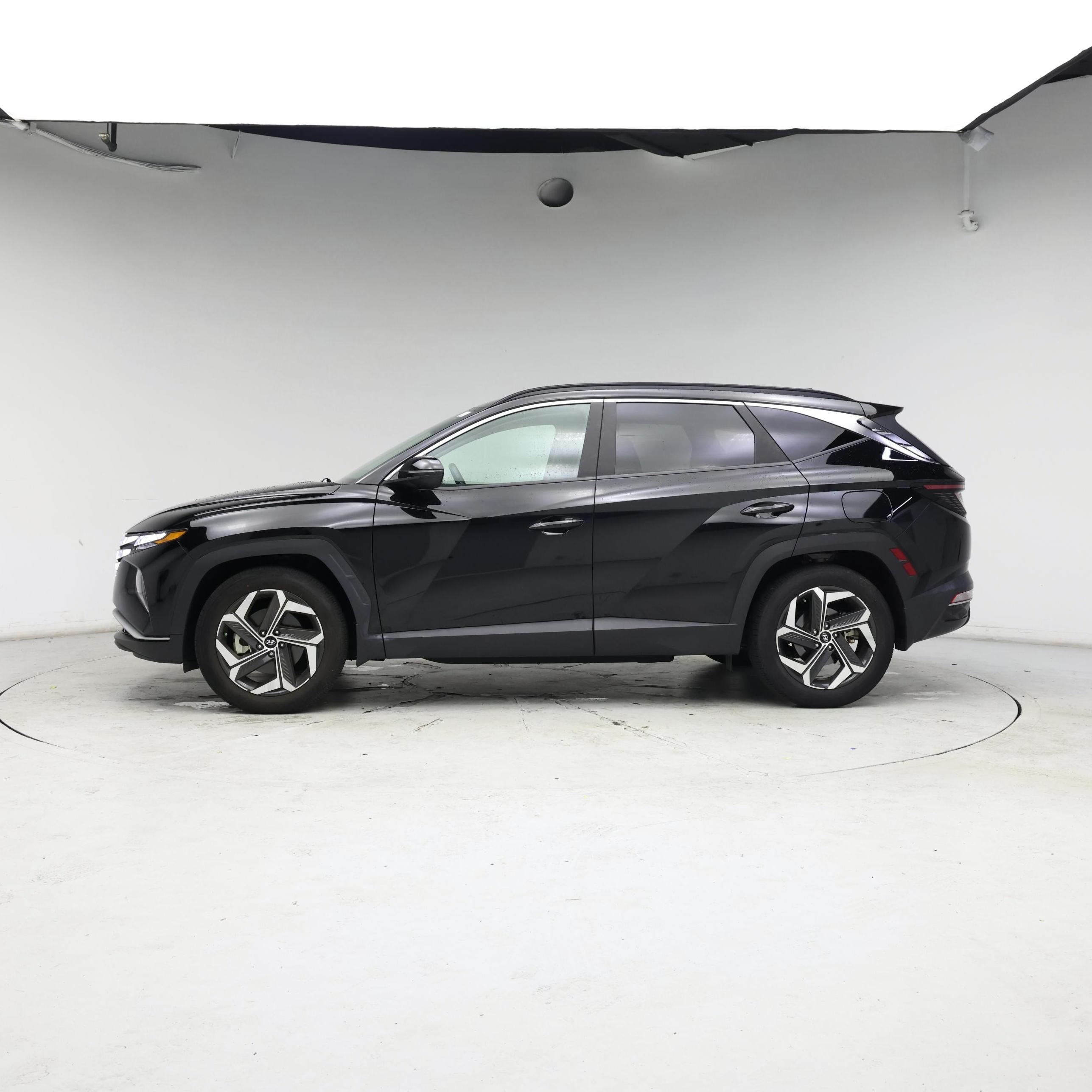 Thumbnail: 2022 Hyundai Tucson - 3