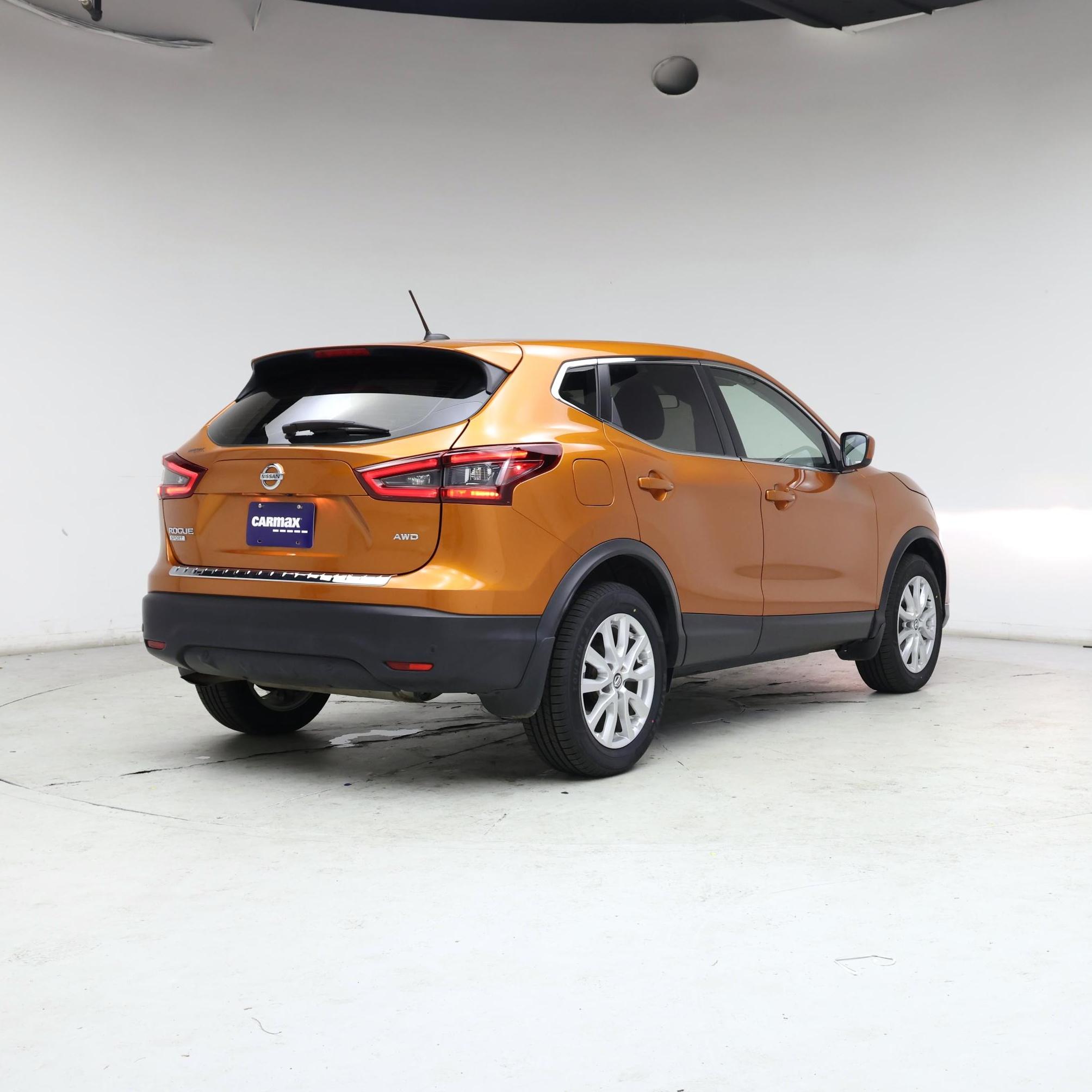 Thumbnail: 2022 Nissan Rogue Sport - 8