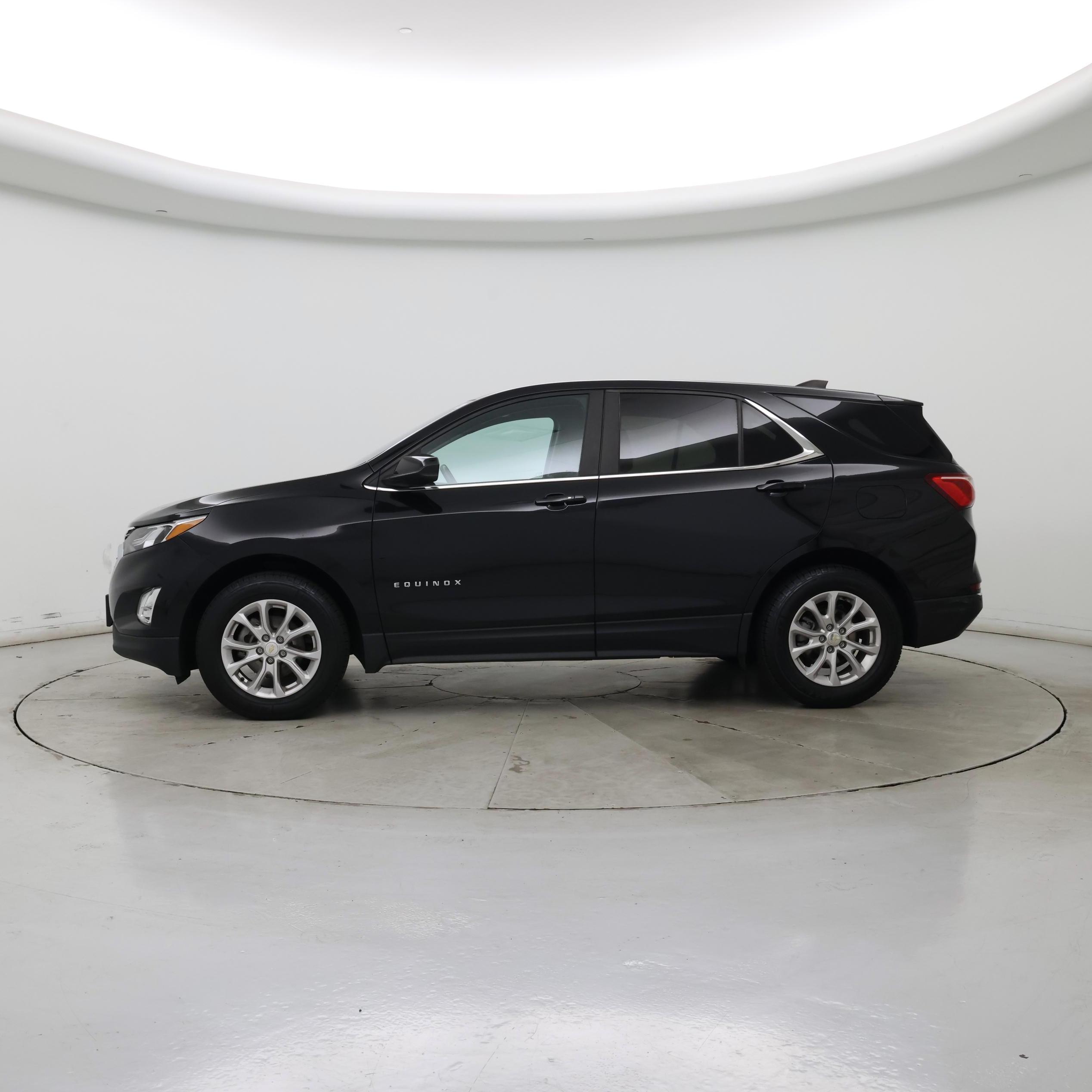Thumbnail: 2021 Chevrolet Equinox - 3