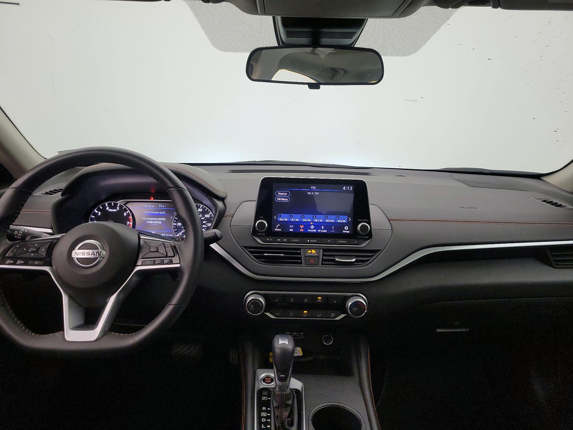 Thumbnail: 2021 Nissan Altima - 9