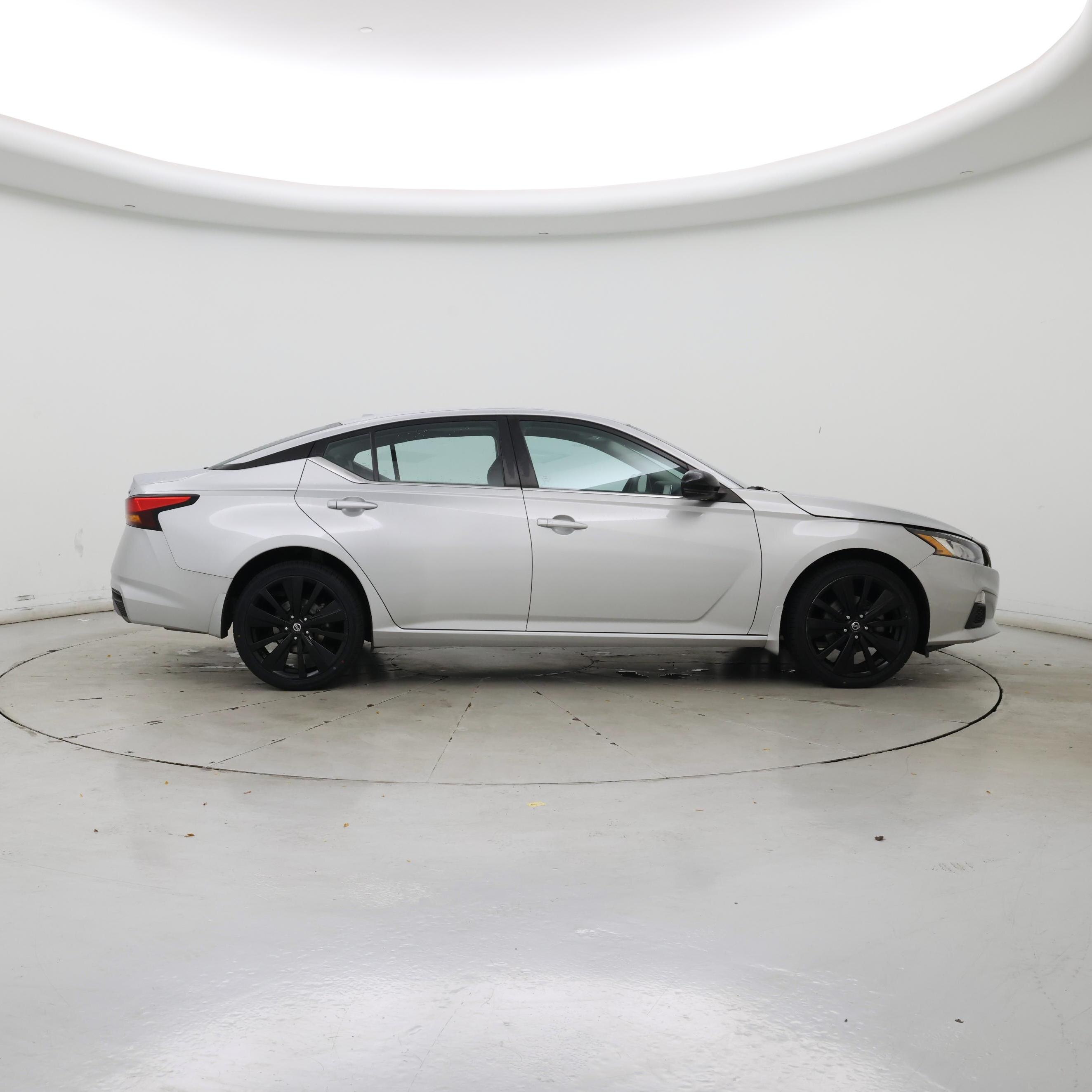 Thumbnail: 2021 Nissan Altima - 7